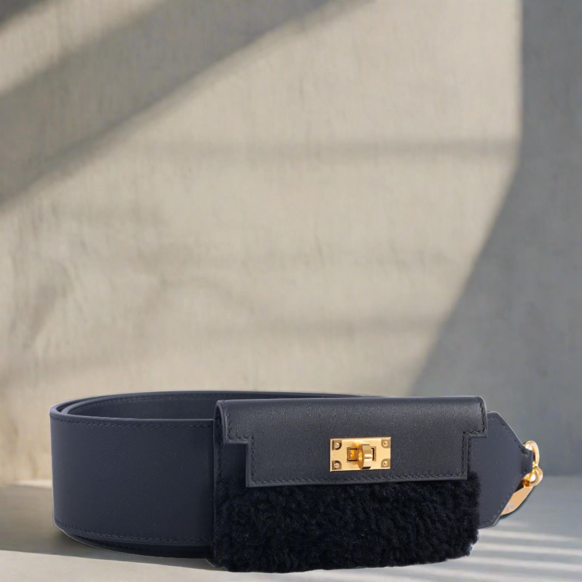 もこもこバックが可愛いHermesKelly Pocket Teddy 18ベルト もこもこバックが可愛い Hermes Kelly Pocket Teddy 18ベルト