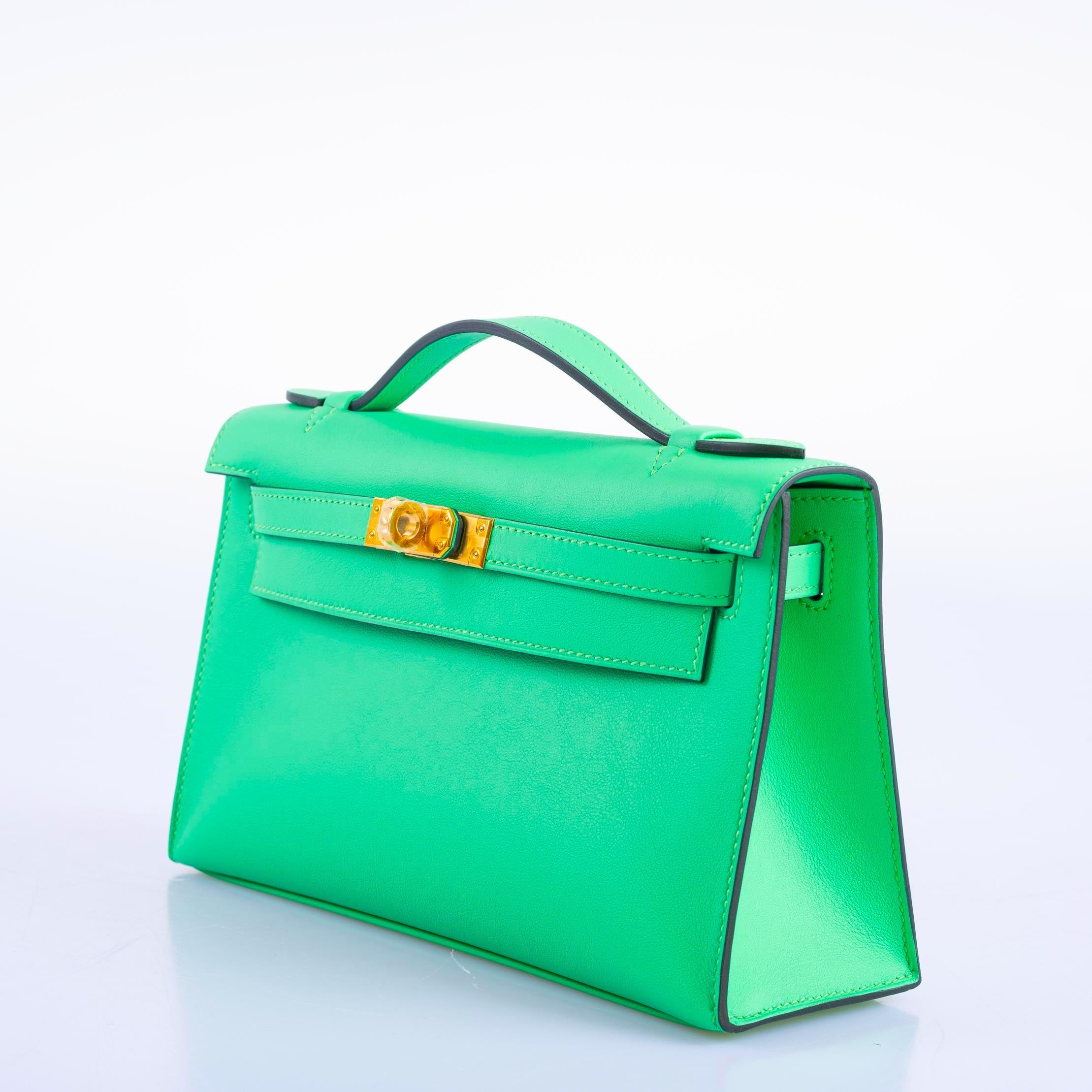 Hermès Kelly Pochette Vert Comics Swift Gold Hardware