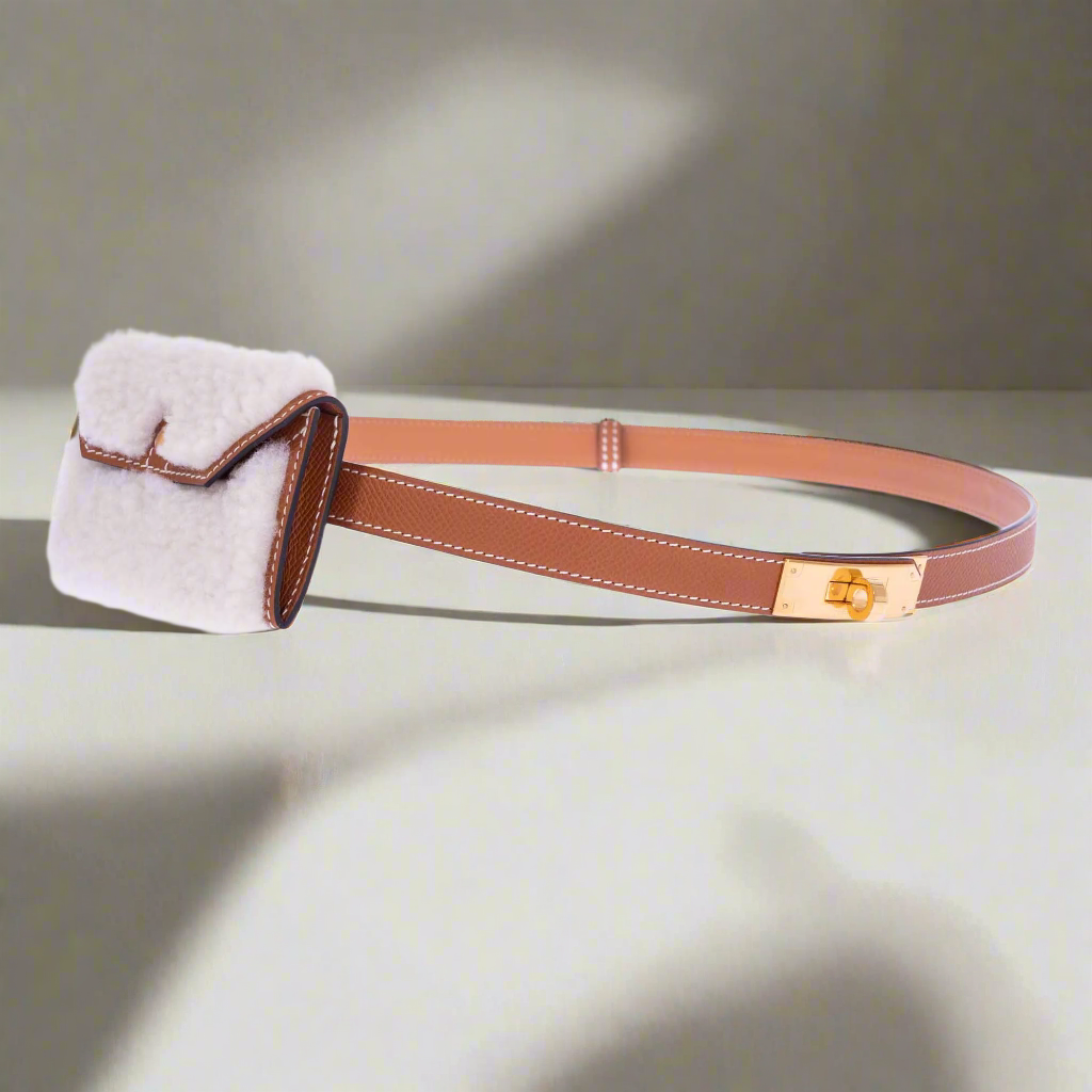 もこもこバックが可愛いHermesKelly Pocket Teddy 18ベルト Hermès Kelly Pocket Teddy 18 Belt Gold