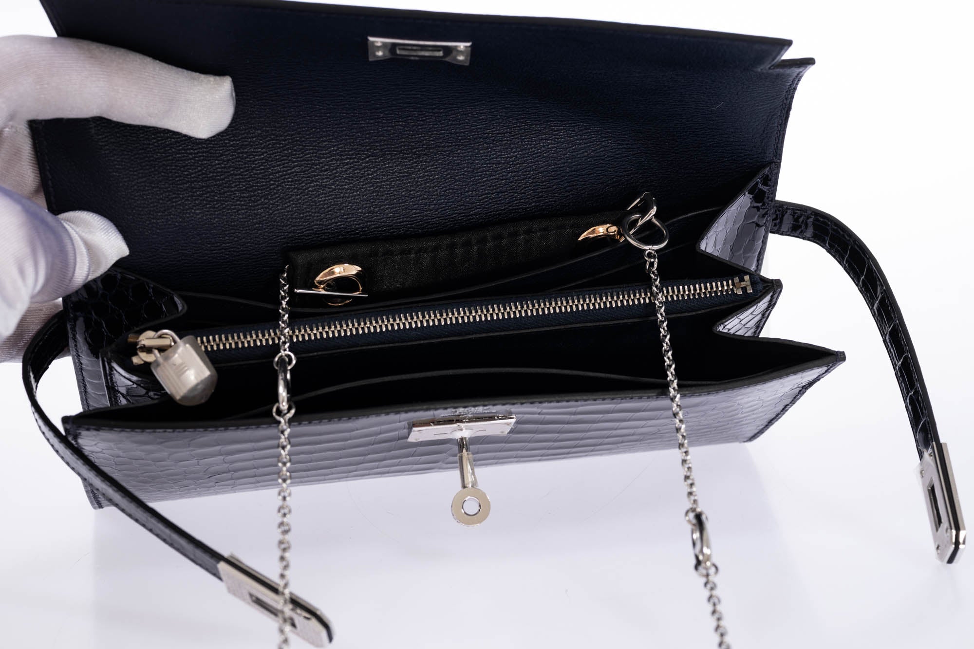 Hermès Kelly Wallet Bleu Marine Shiny Porosus Crocodile 18K White Gold & Diamond Hardware