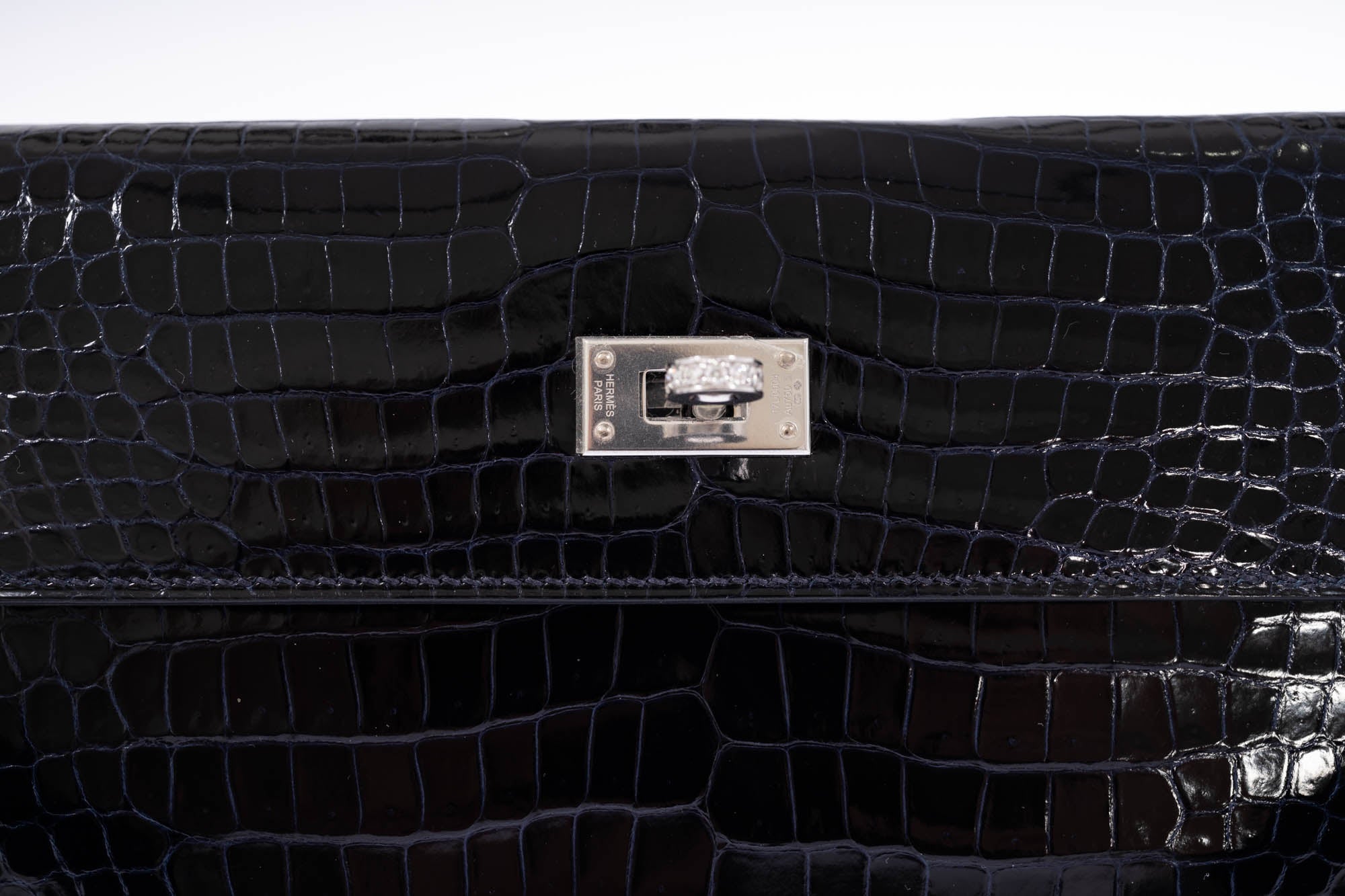Hermès Kelly Wallet Bleu Marine Shiny Porosus Crocodile 18K White Gold & Diamond Hardware