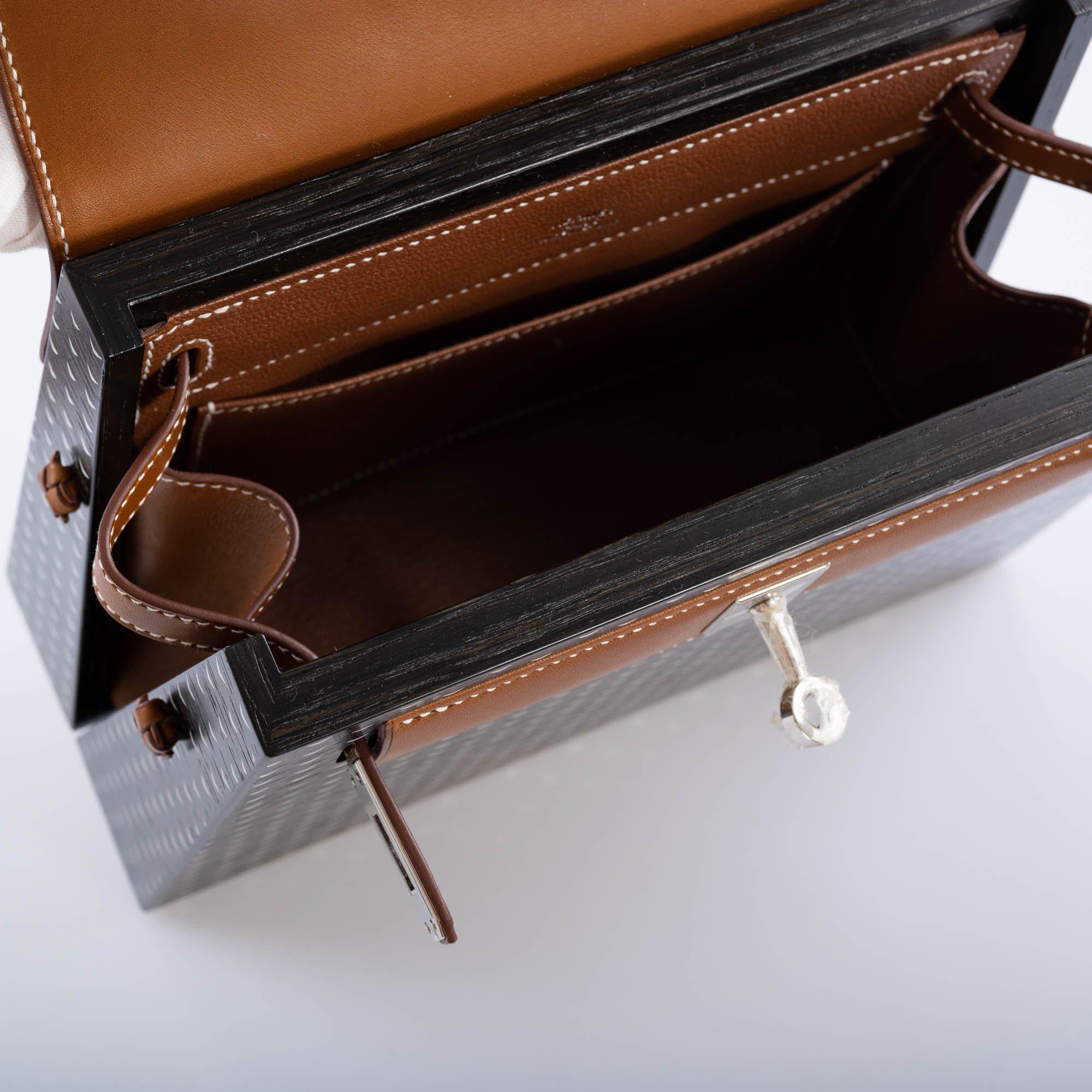 Hermès Kellywood 22 Bog Oak, Aluminum & Barenia Leather Palladium Hardware