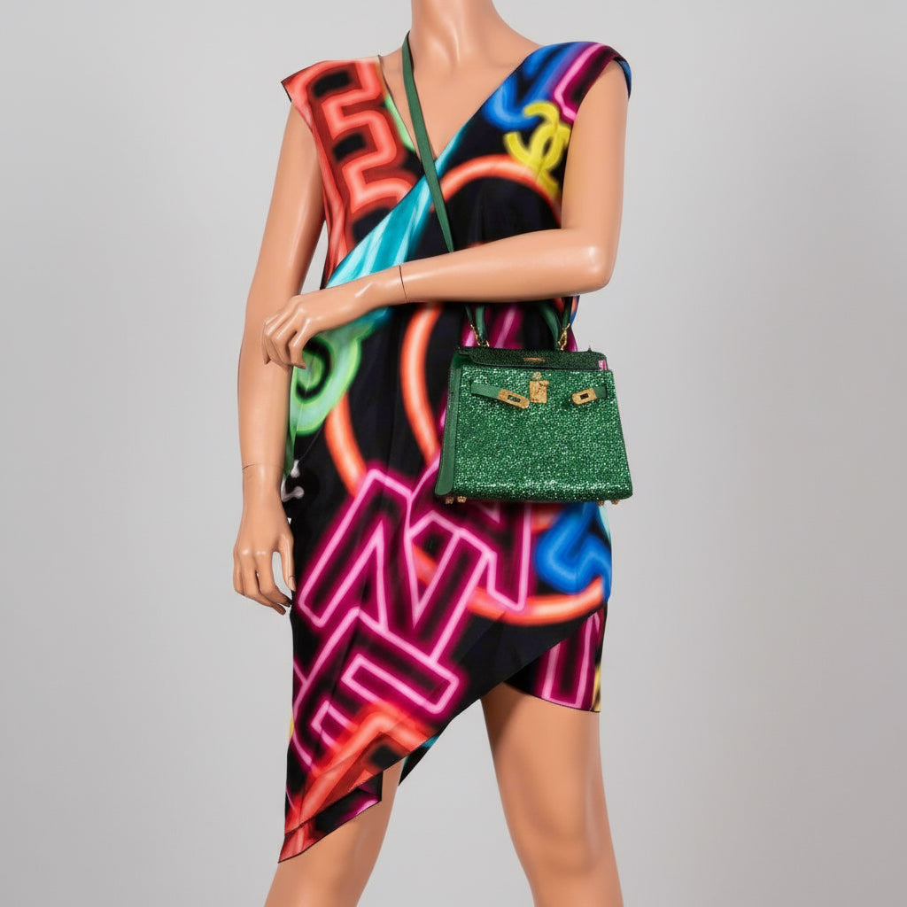 Vintage Hermès Emerald Kelly of Oz 20cm with Swarovski Crystals Epsom Gold Hardware