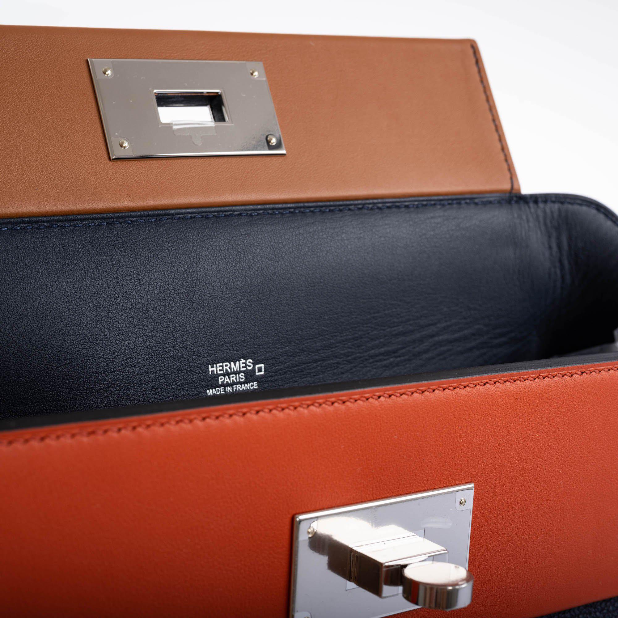 Hermès 24/24 29 Bleu Nuit Togo and Matte Alligator Palladium Hardware