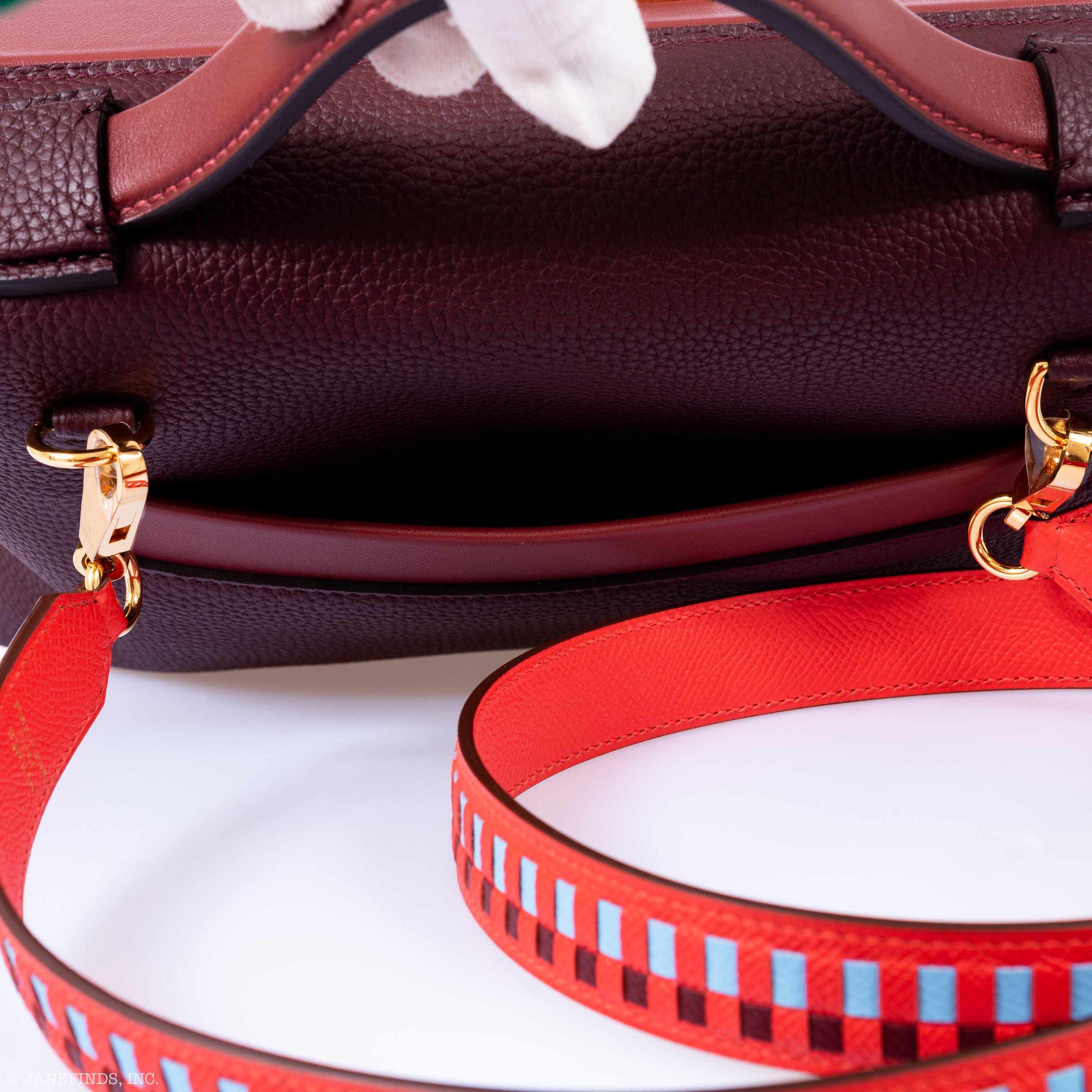 Hermès 24/24 29 Bordeaux & Rouge H Swift & Togo Gold Hardware