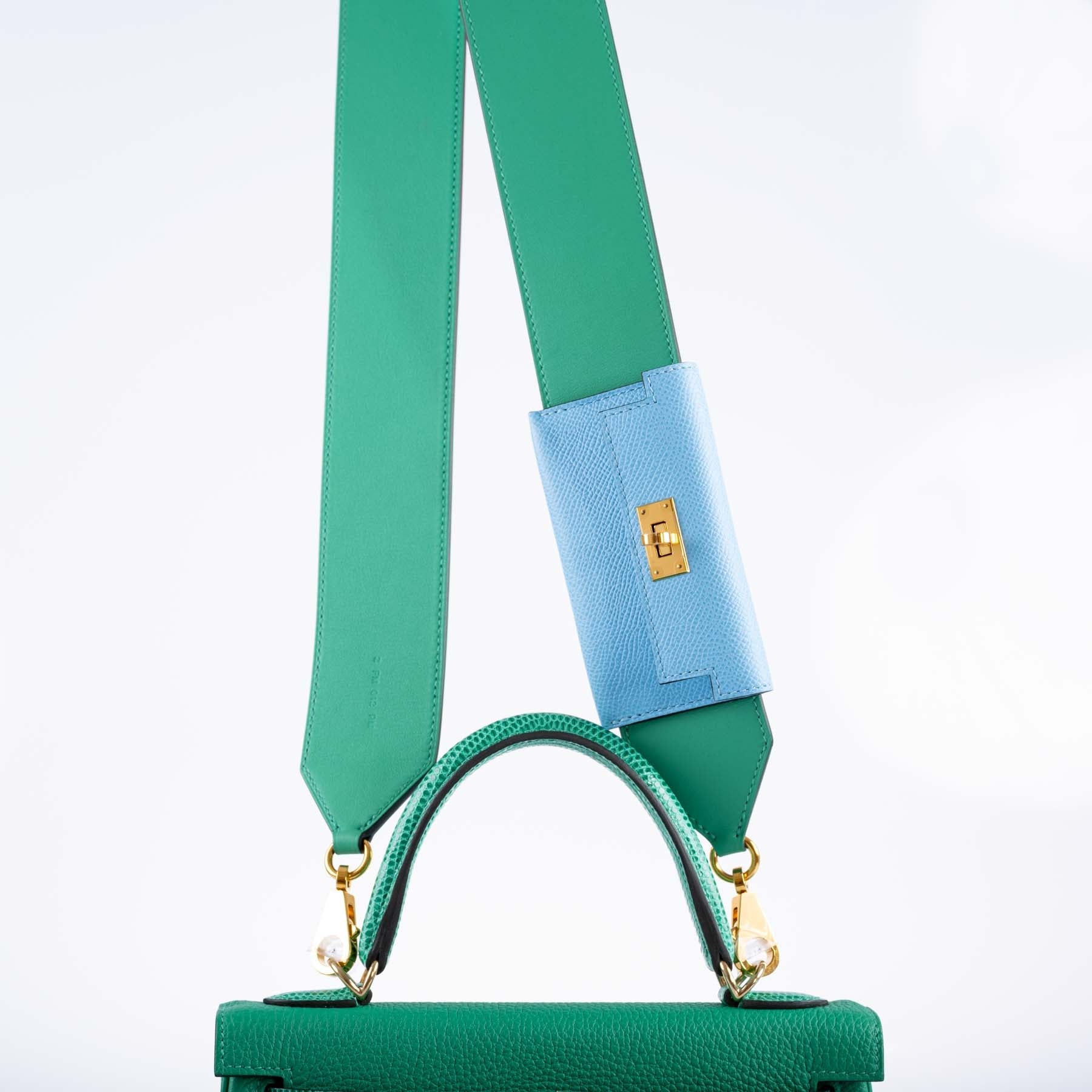 Hermès Bandouliere Kelly Pochette Shoulder Strap Menthe Swift and Celeste Epsom Gold hardware