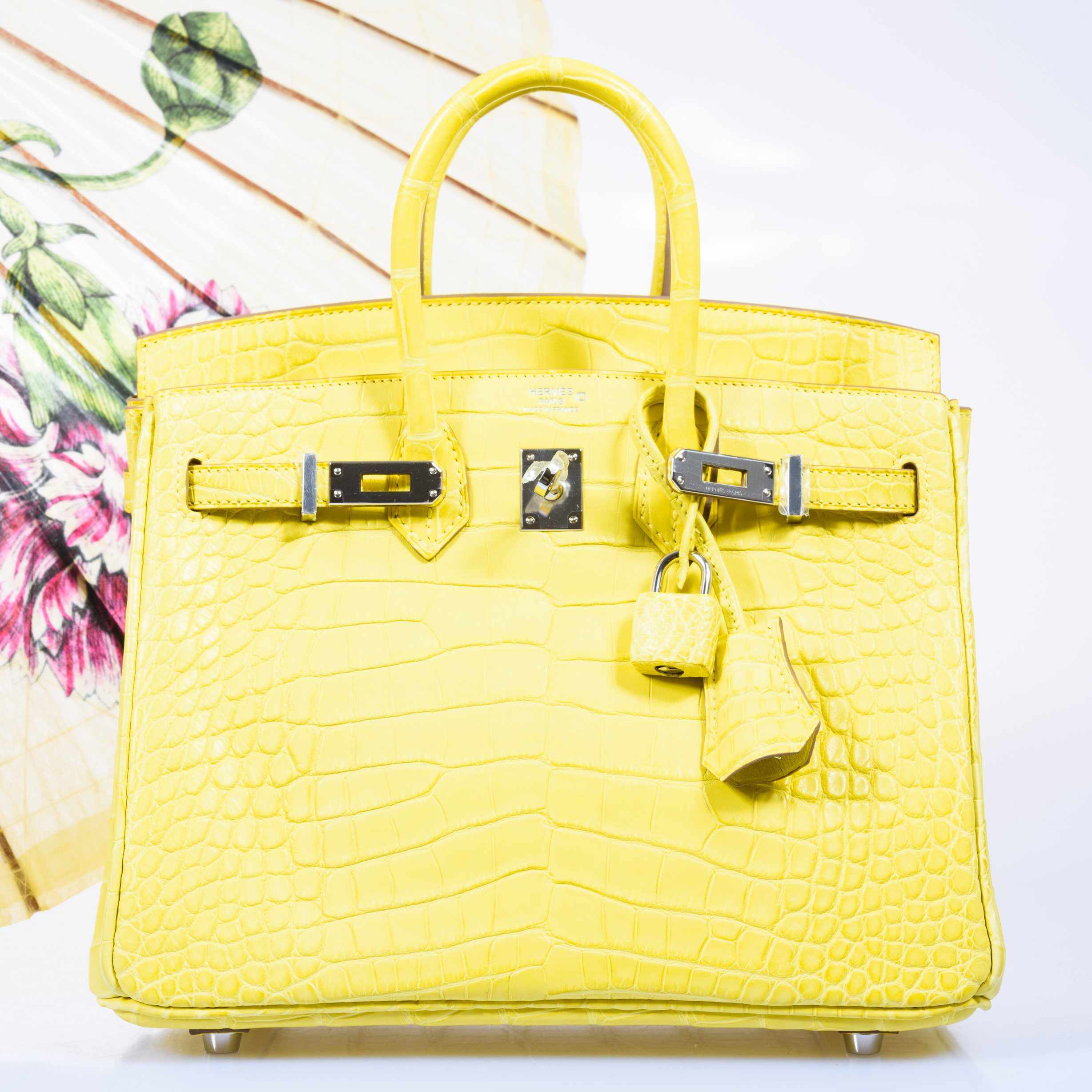 Hermès Birkin 25 Lime Yellow Matte Alligator Palladium Hardware