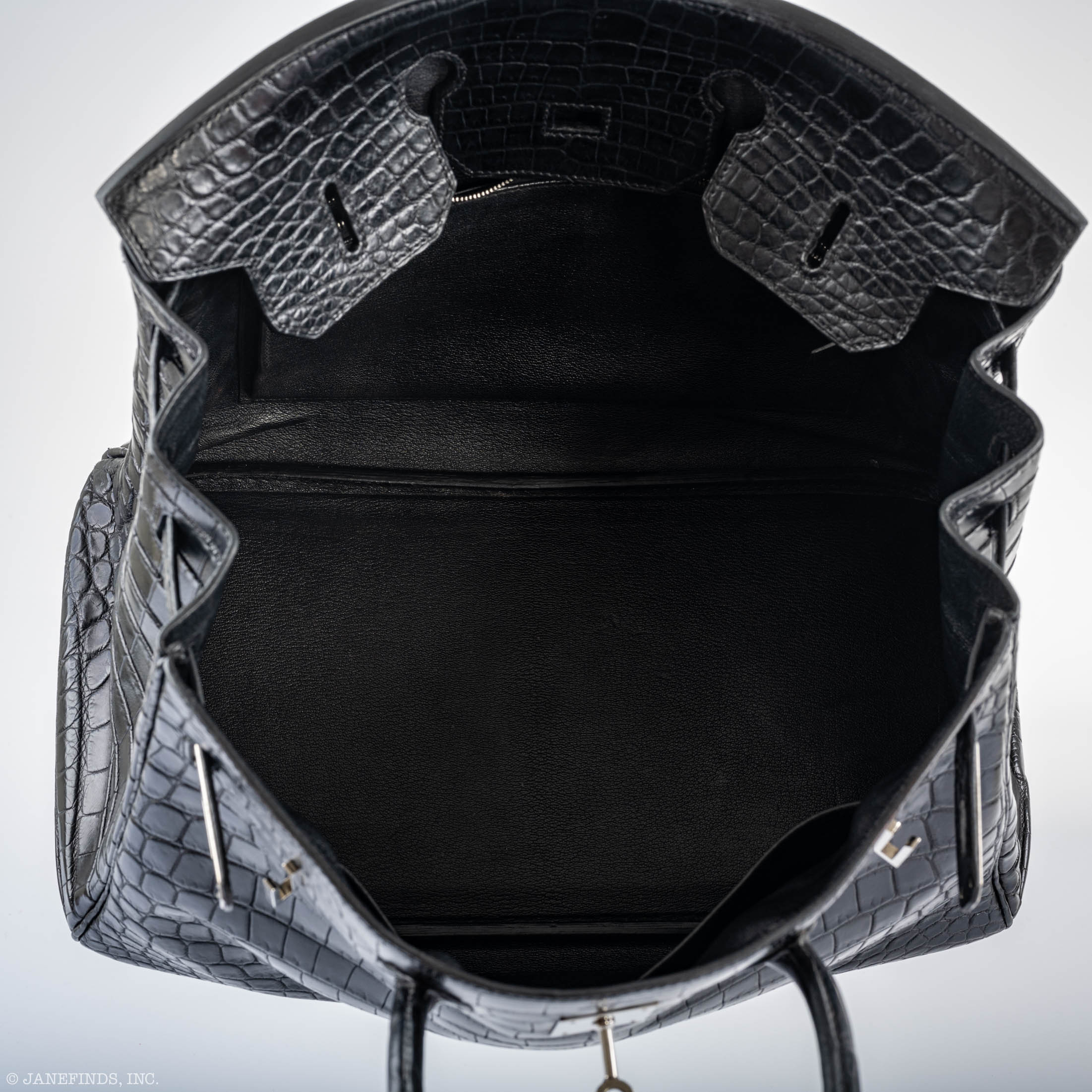 Hermès Birkin 35 Matte Black Nilo Crocodile with Palladium Hardware - 2011, O Square