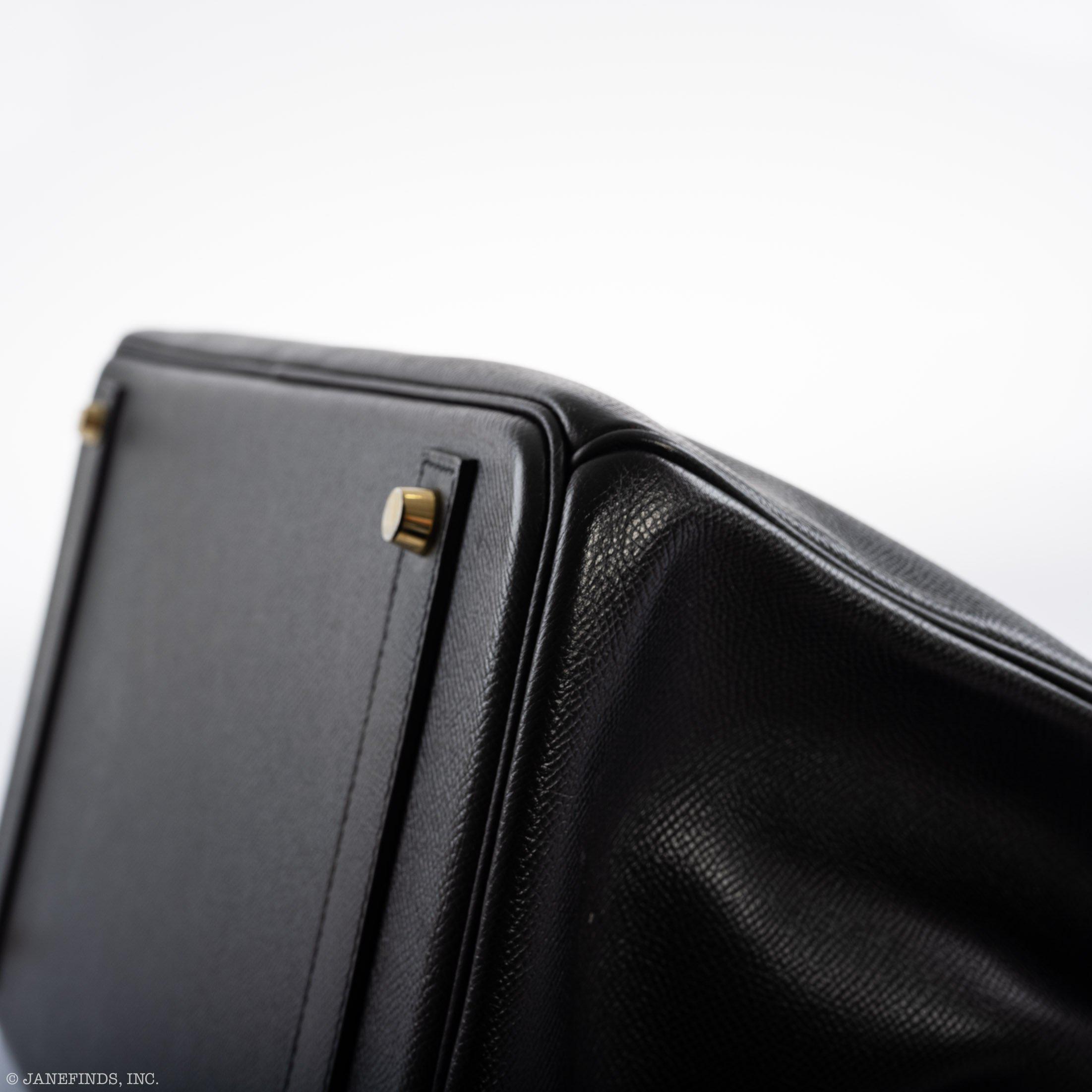 Hermès Birkin 40 Black Epsom Leather Gold Hardware - 2011, Square O