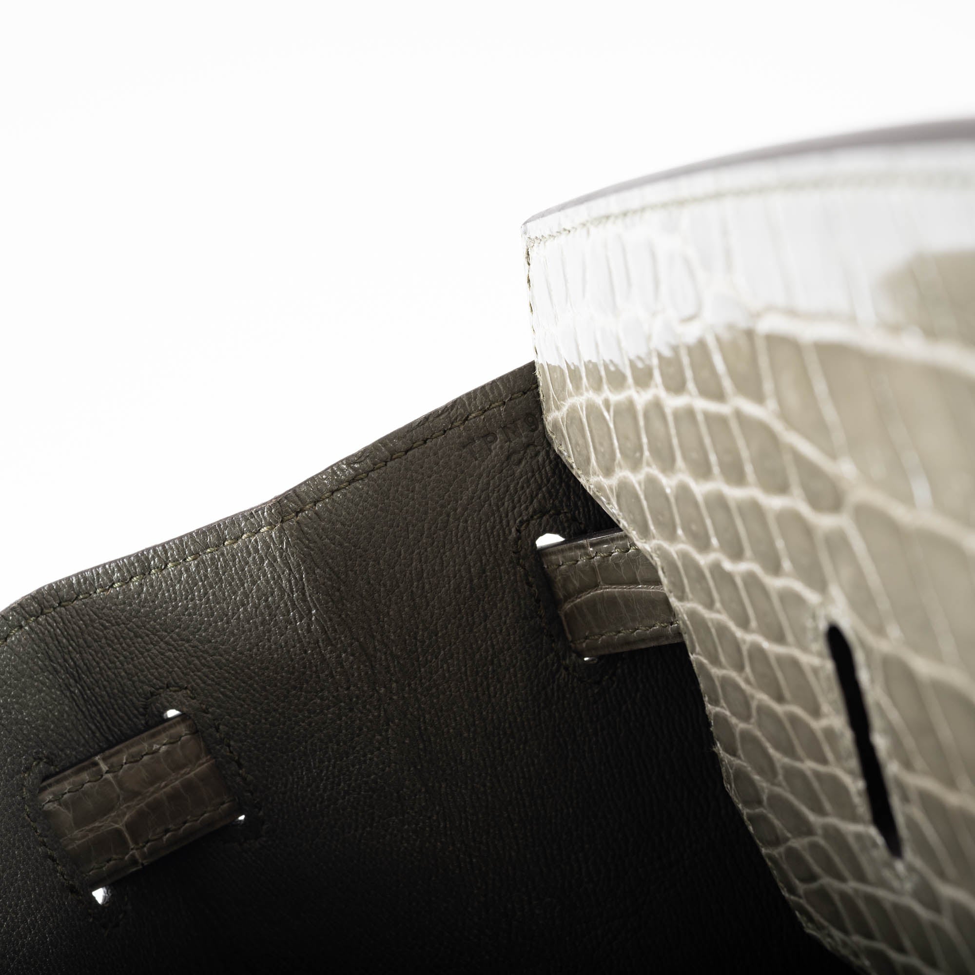 Hermès Birkin 40 Gris Tourterelle Shiny Porosus Crocodile Gold Hardware