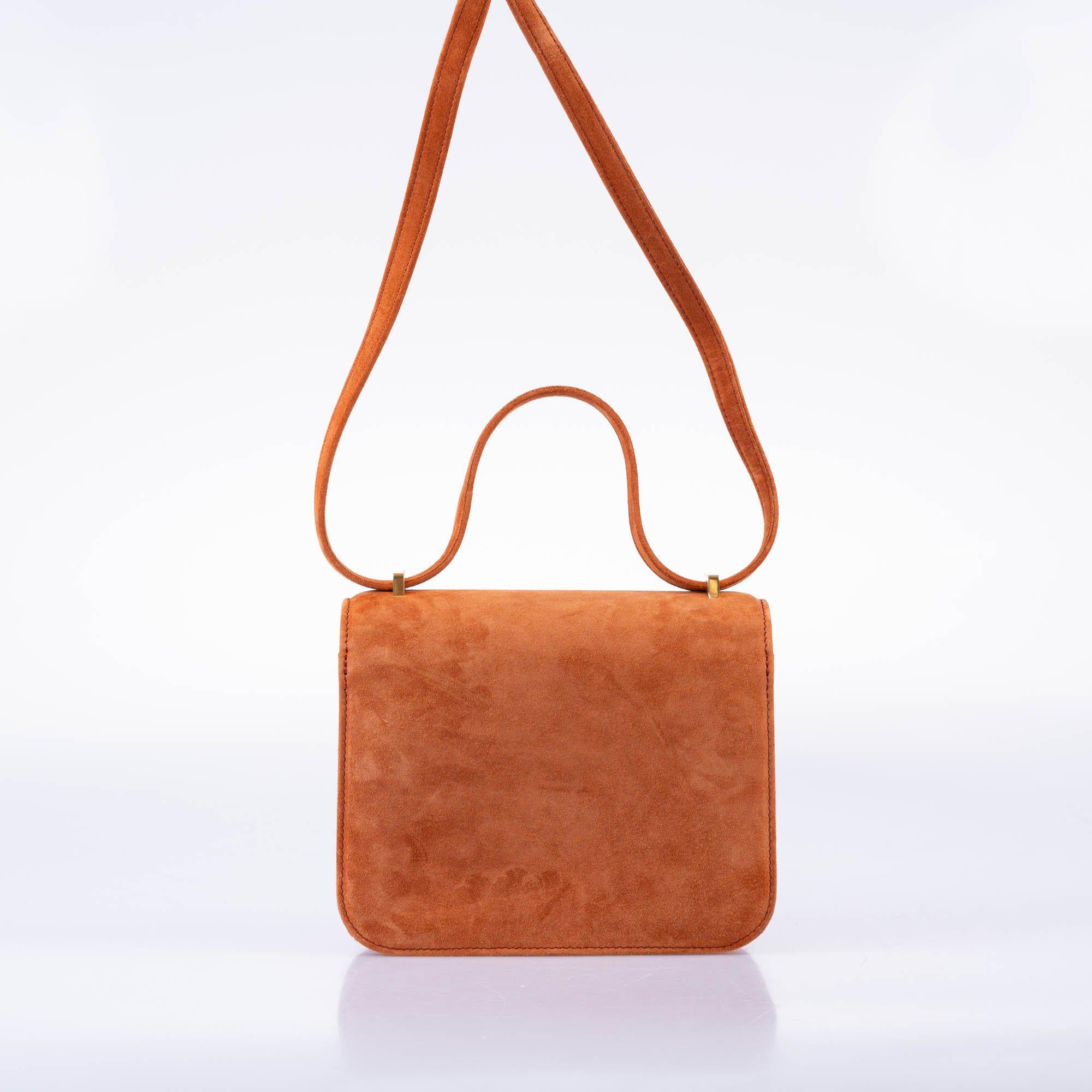 Hermès Constance 18 Paprika Doblis Suede with Gold Hardware - 2021, Z