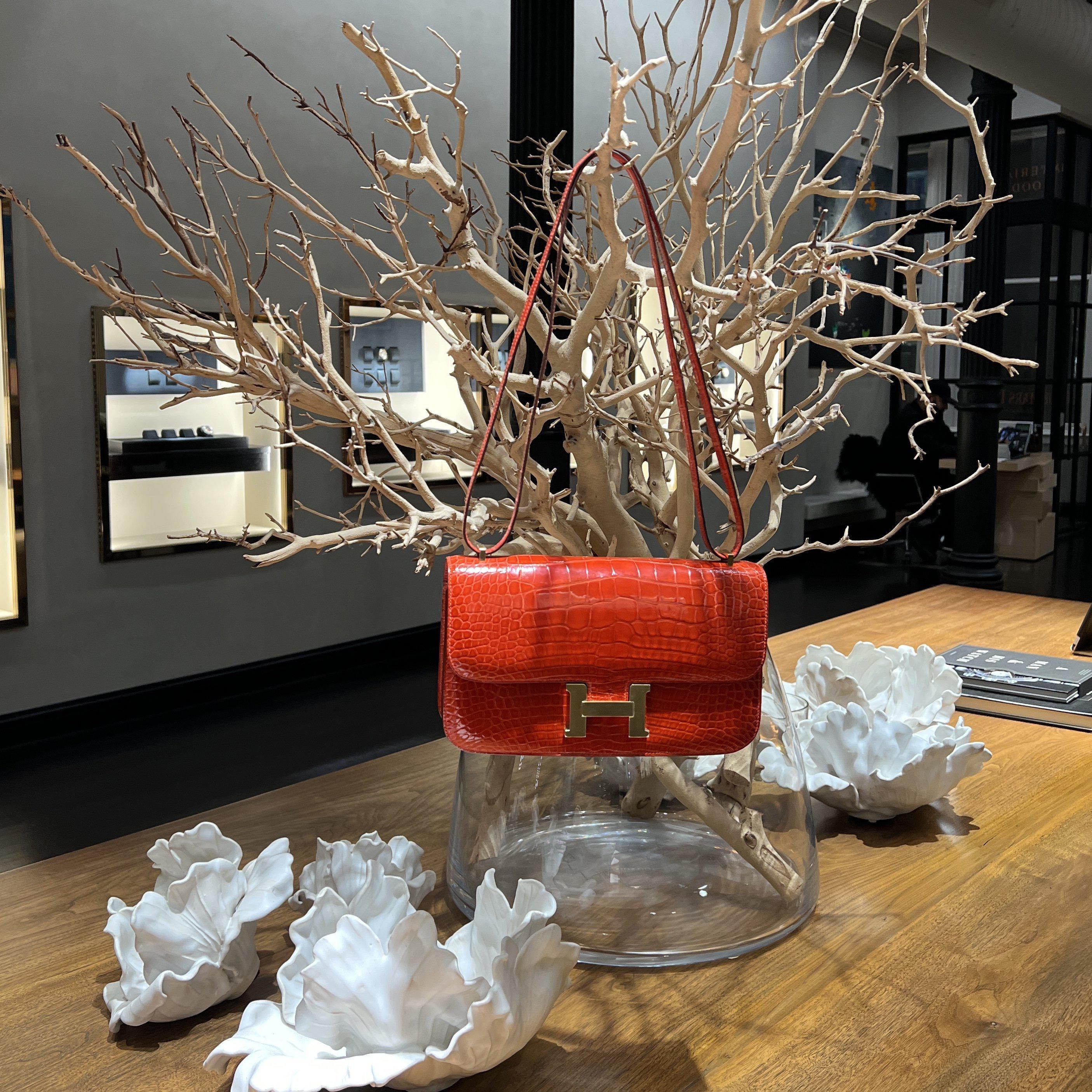 Hermès Constance Elan 25 Rouge de Coeur Shiny Alligator Gold Hardware