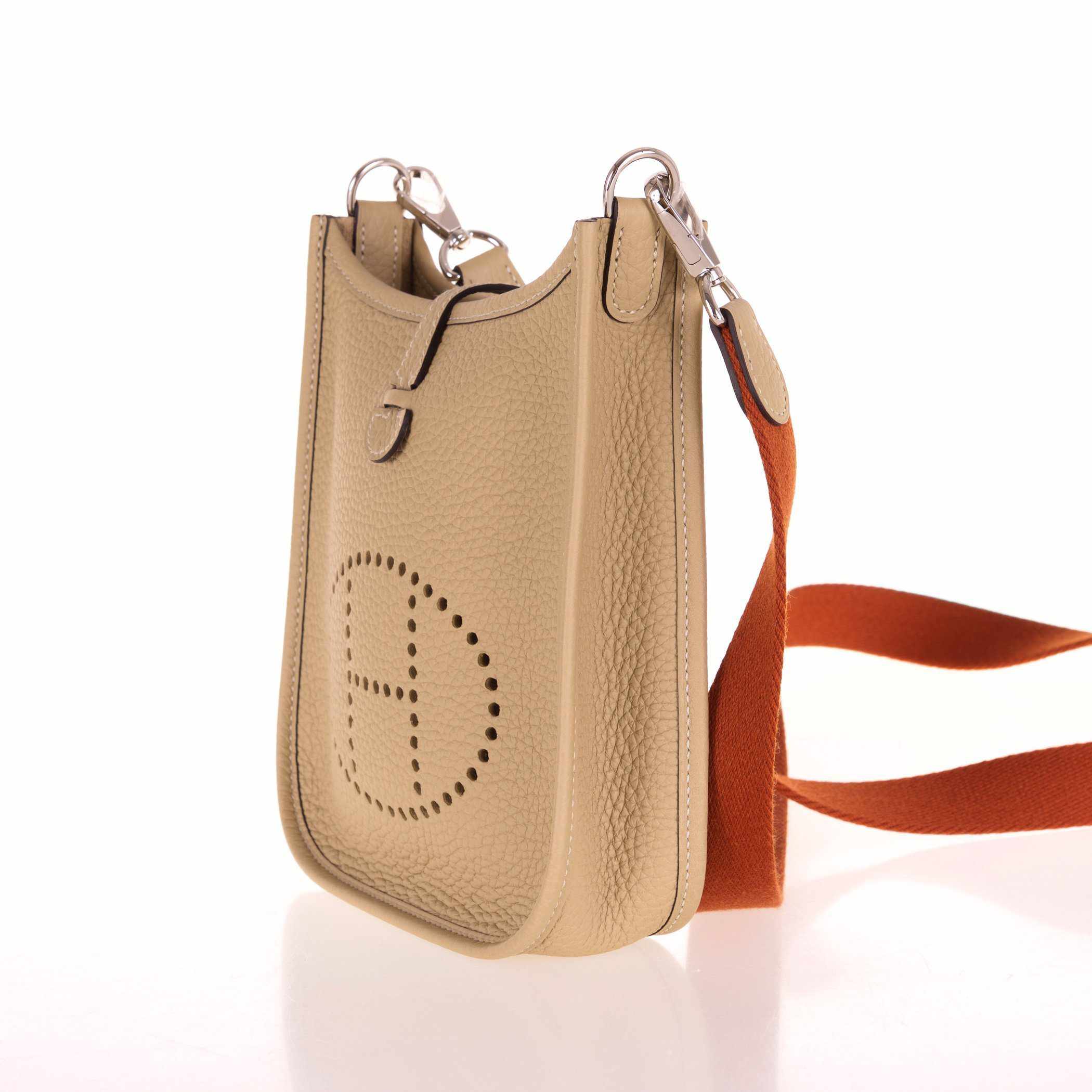 Hermès Evelyne TPM 16 Trench Clemence Amazone Strap