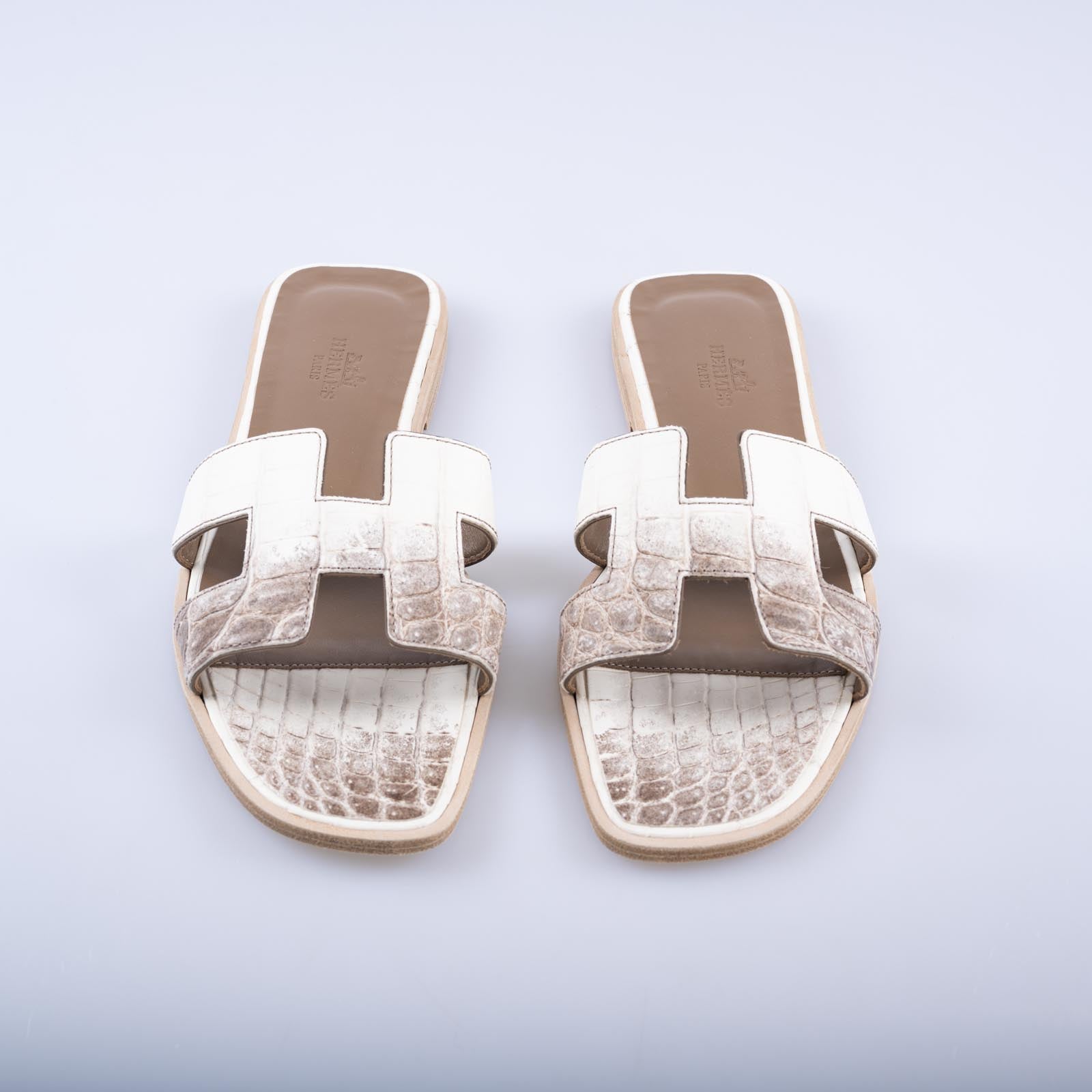 Hermès Himalayan Oran Sandals Matte Niloticus Crocodile 37 Blanc