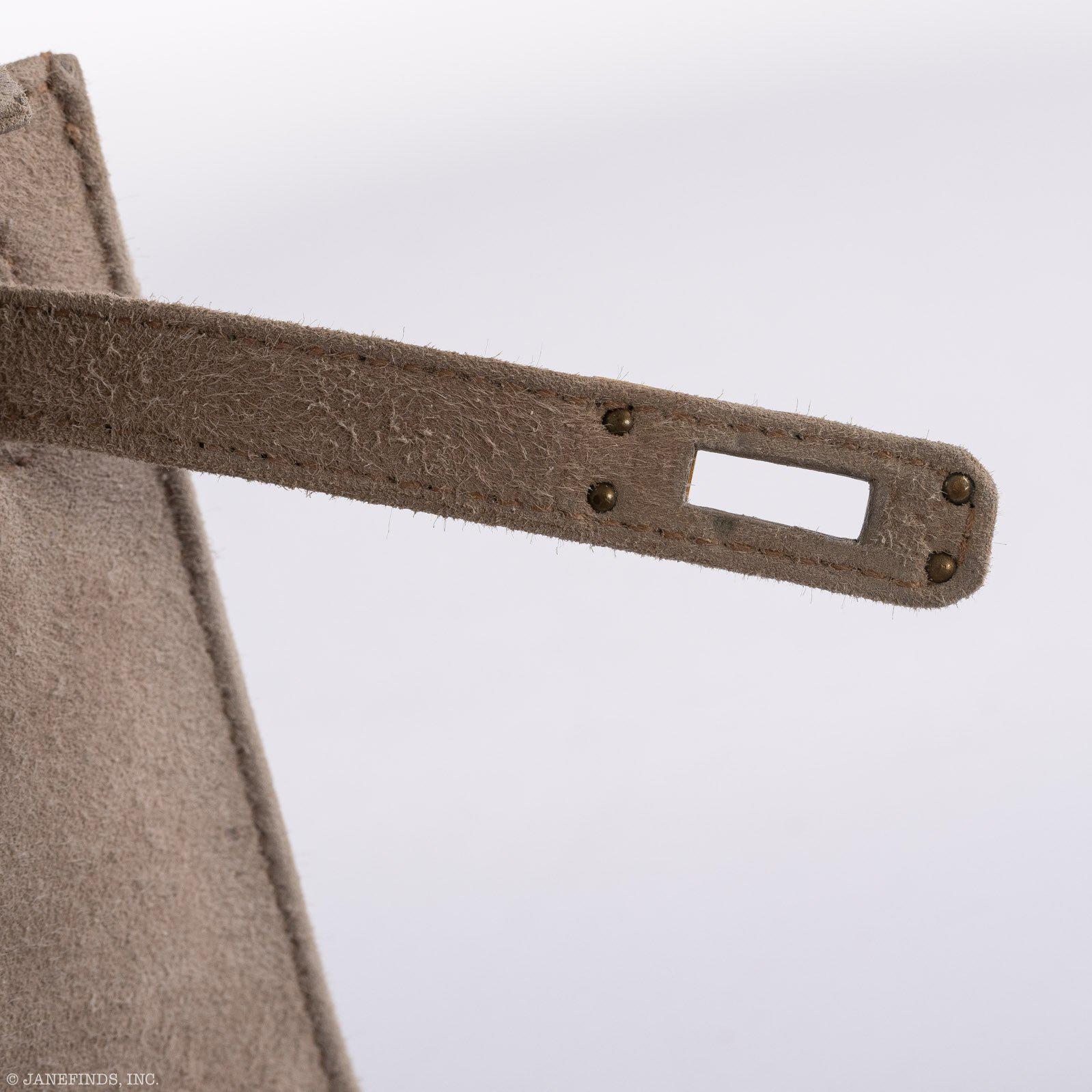 Hermès JPG Kelly Pochette Gris Pale Veau Doblis Suede Gold Hardware