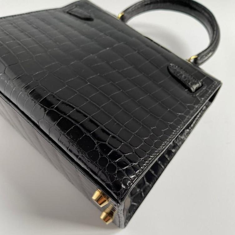 Hermès Kelly 20 Mini Black Shiny Porosus Crocodile Gold Hardware - 2000, D Square
