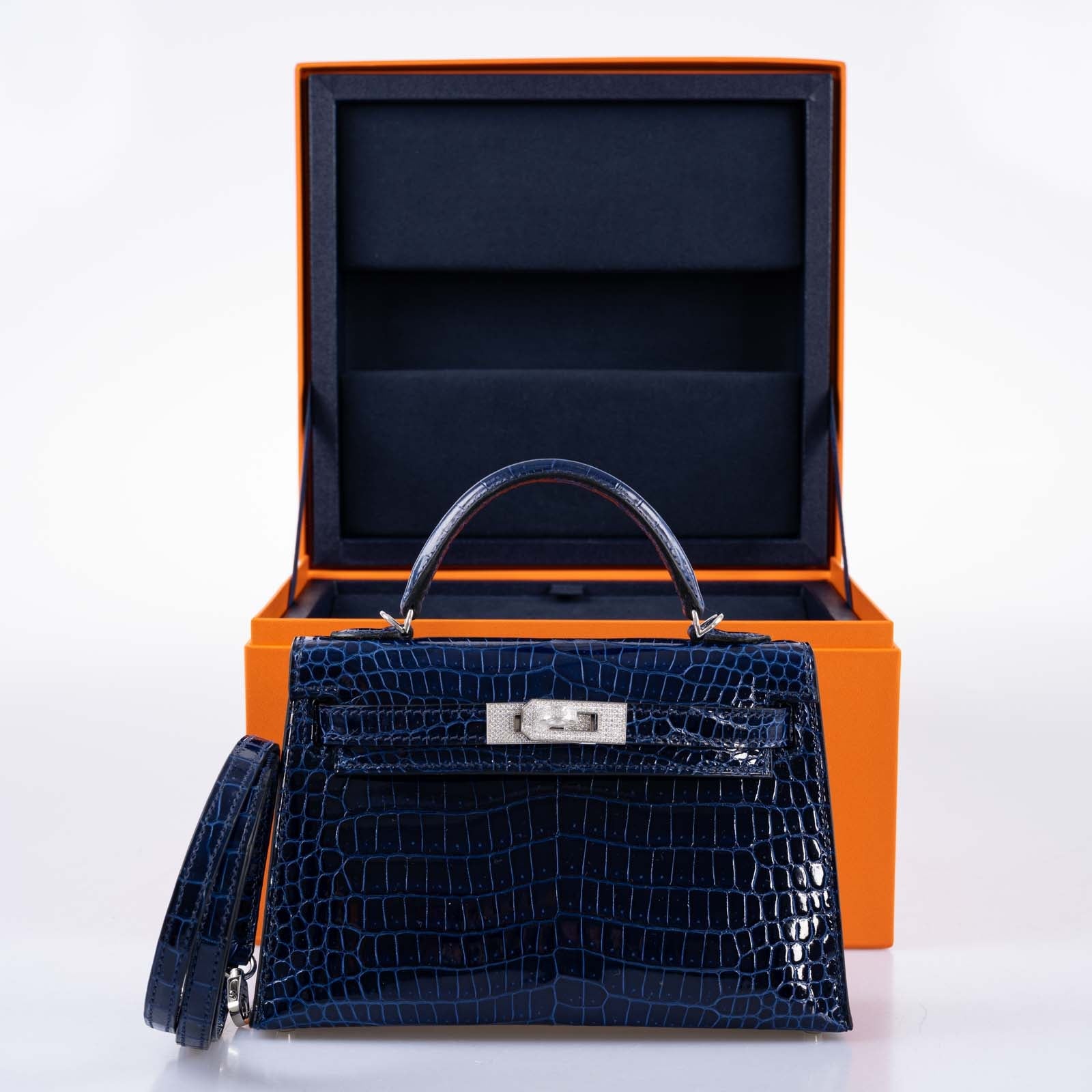 Hermès Kelly 20 Mini II Sellier Blue Sapphire Porosus Crocodile White Gold Hardware with Diamonds