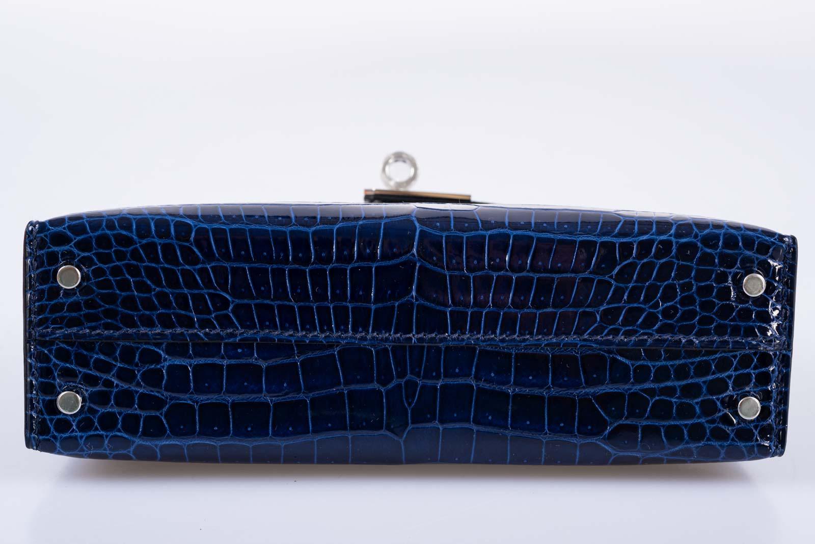 Hermès Kelly 20 Mini II Sellier Blue Sapphire Porosus Crocodile White Gold Hardware with Diamonds