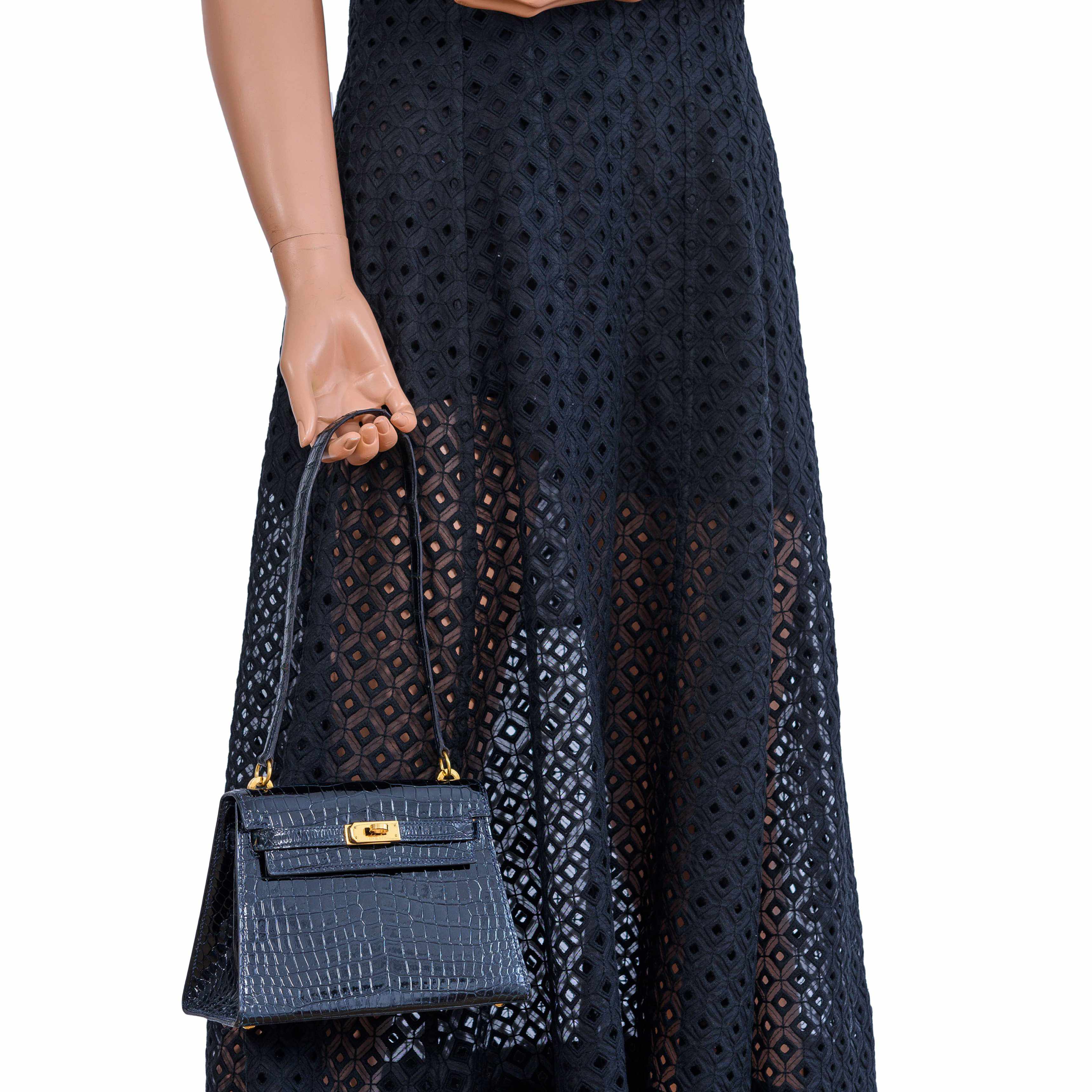 Hermès Kelly 20 Mini Sellier Shoulder Black Porosus Crocodile Gold Hardware - 1981