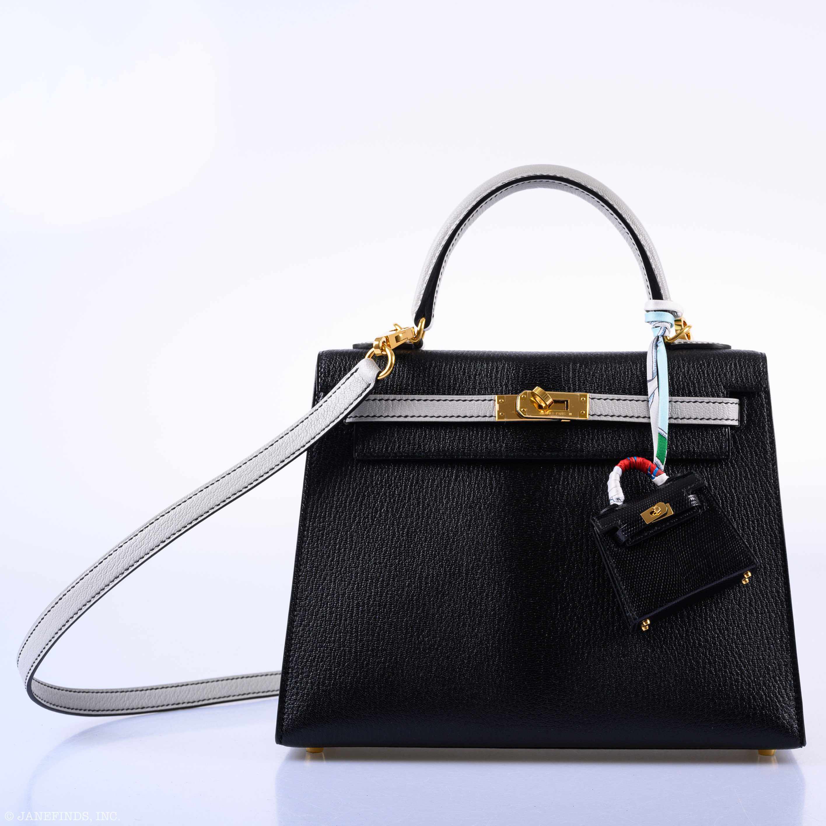 Hermès Kelly 25 HSS Sellier Black & Gris Perle Chevre Gold Hardware