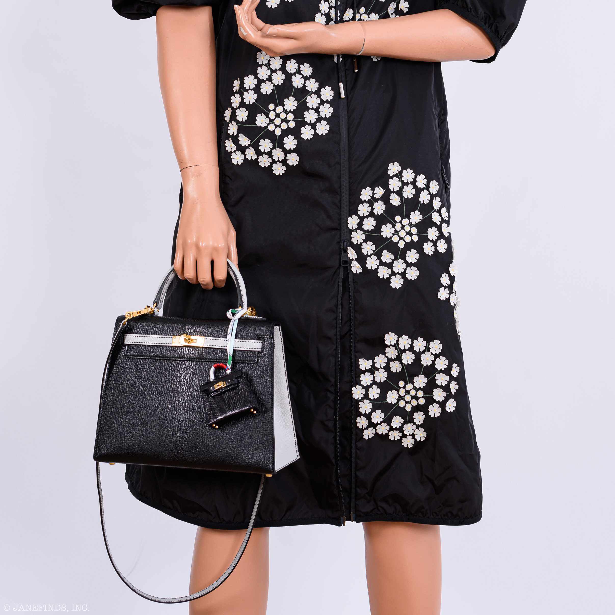 Hermès Kelly 25 HSS Sellier Black & Gris Perle Chevre Gold Hardware - 2019, D