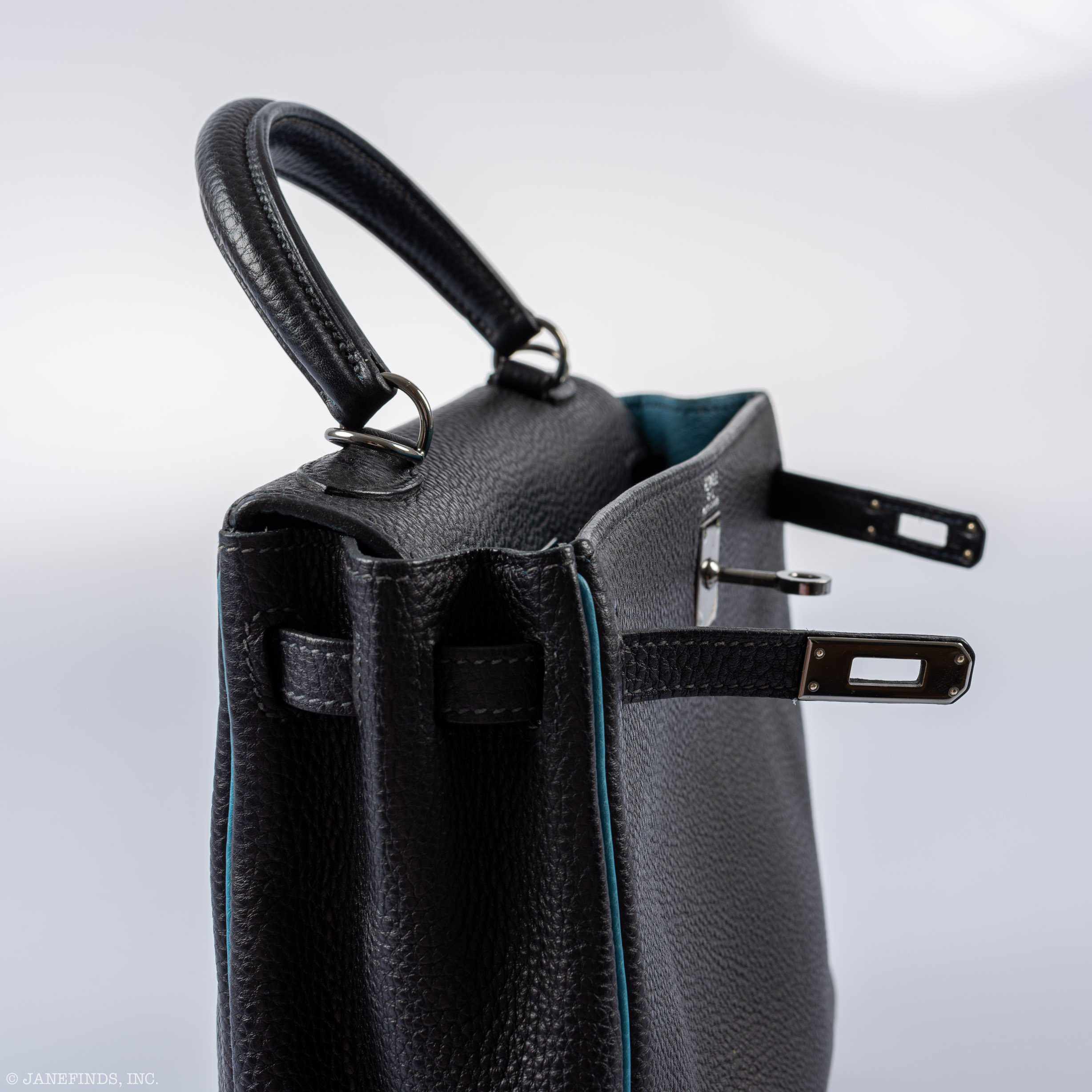 Hermès Kelly 25 Retourne Blue Indigo & Turquoise Clemence Ruthenium Hardware - Special Edition