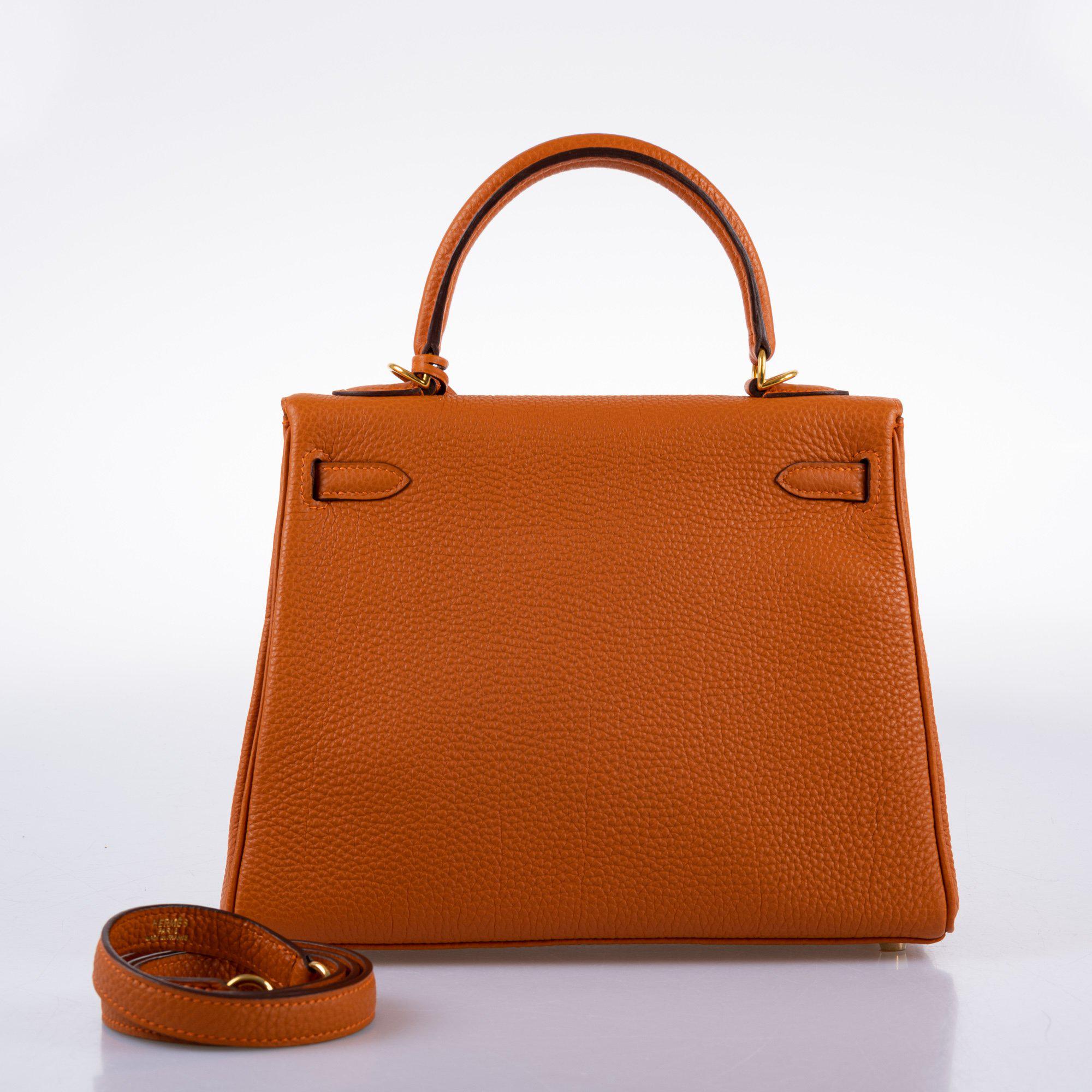 Hermès Kelly 25 Retourne Potiron Togo leather Gold Hardware