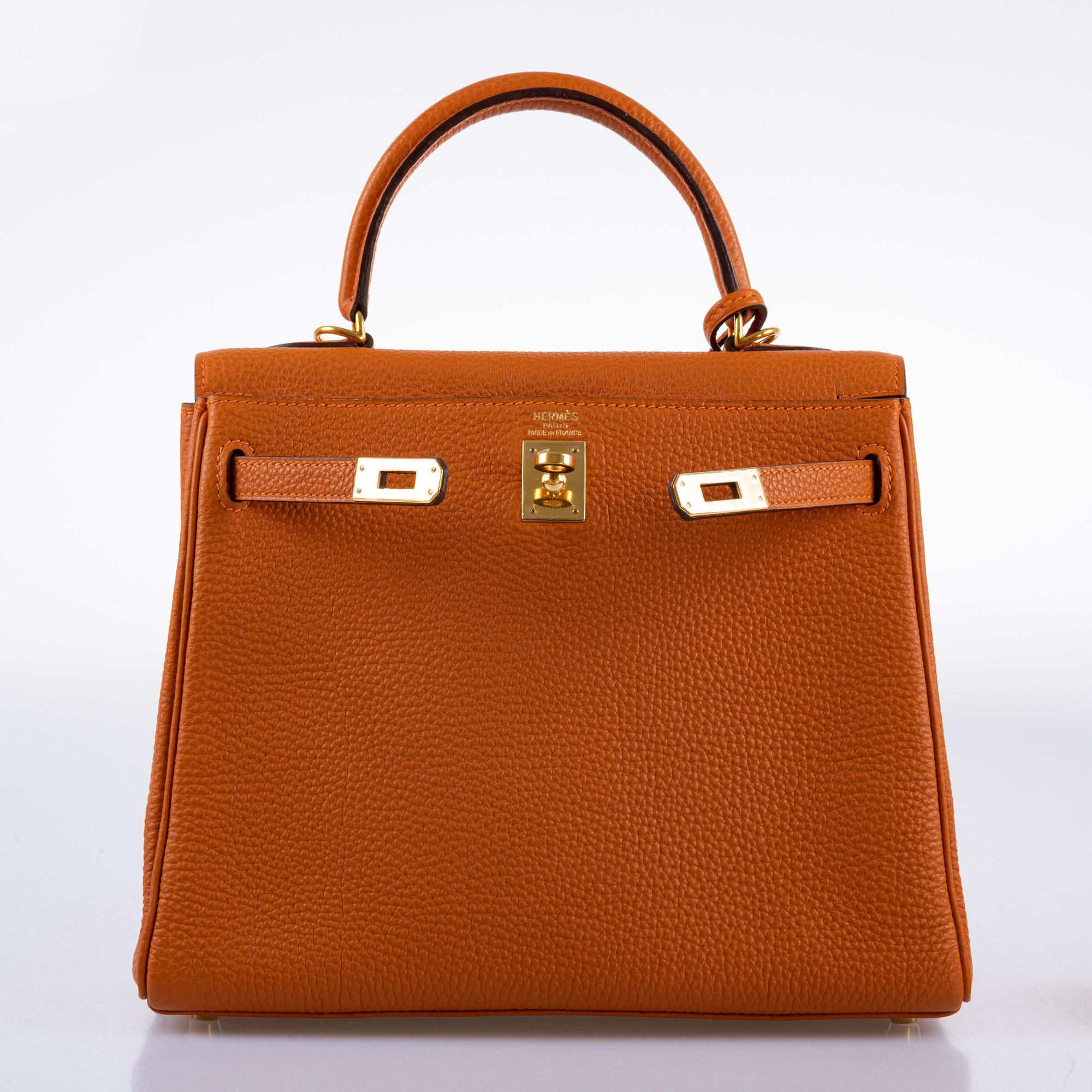 Hermès Kelly 25 Retourne Potiron Togo leather Gold Hardware