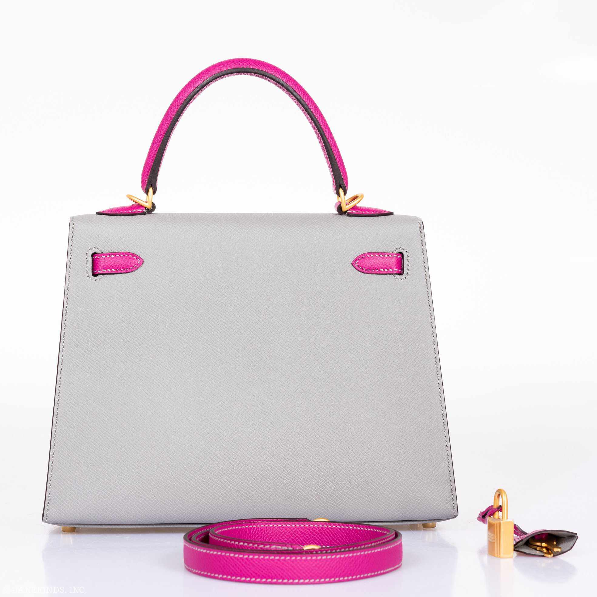 Hermès Kelly 25 Sellier HSS Bi-Color Gris Mouette And Magnolia Epsom Brushed Gold Hardware