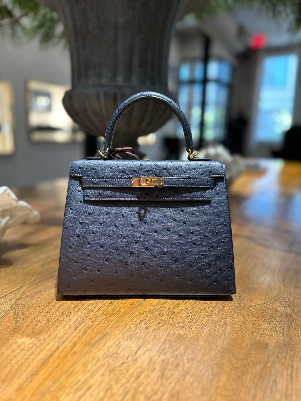 Hermes Kelly 28 Sellier Parchemin Ostrich Gold Hardware - Vendome Monte  Carlo