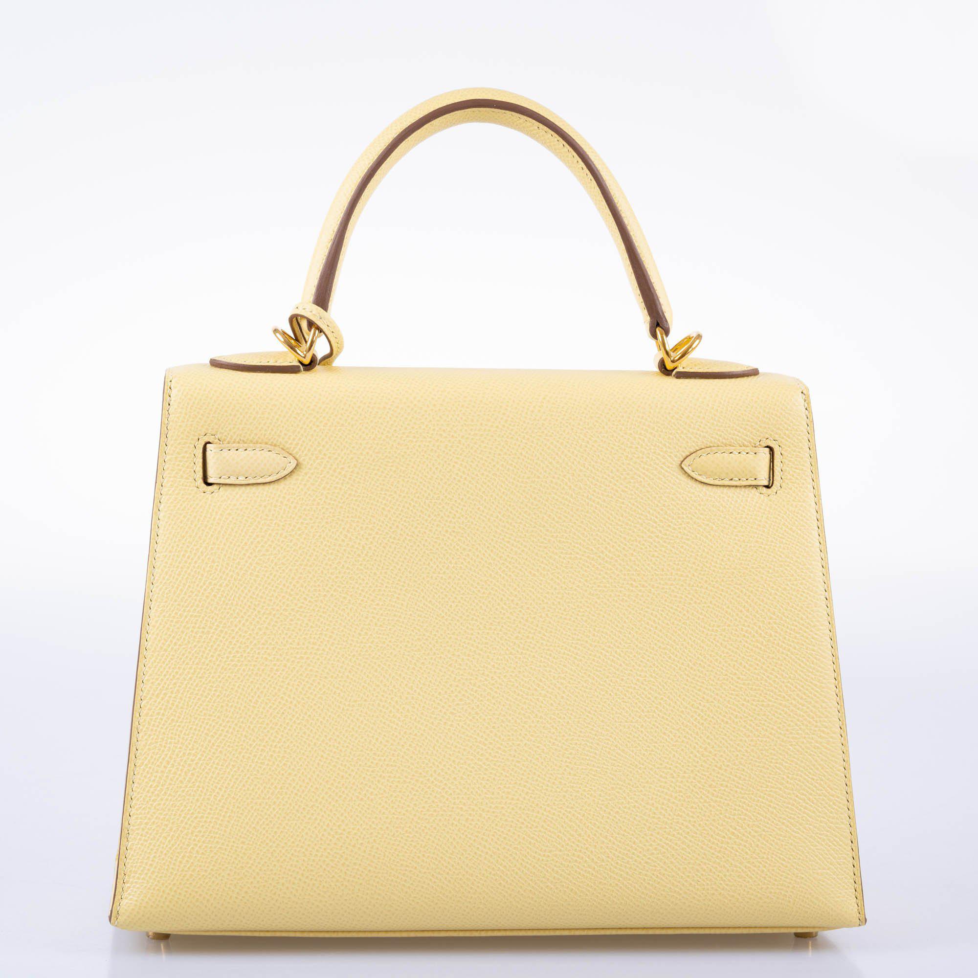 Hermès Kelly 25 Sellier Jaune Poussin Epsom with Gold Hardware