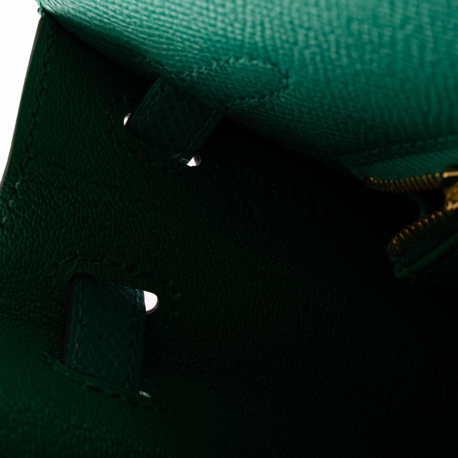 Hermès Kelly 25 Sellier Vert Jade Epsom with Gold Hardware