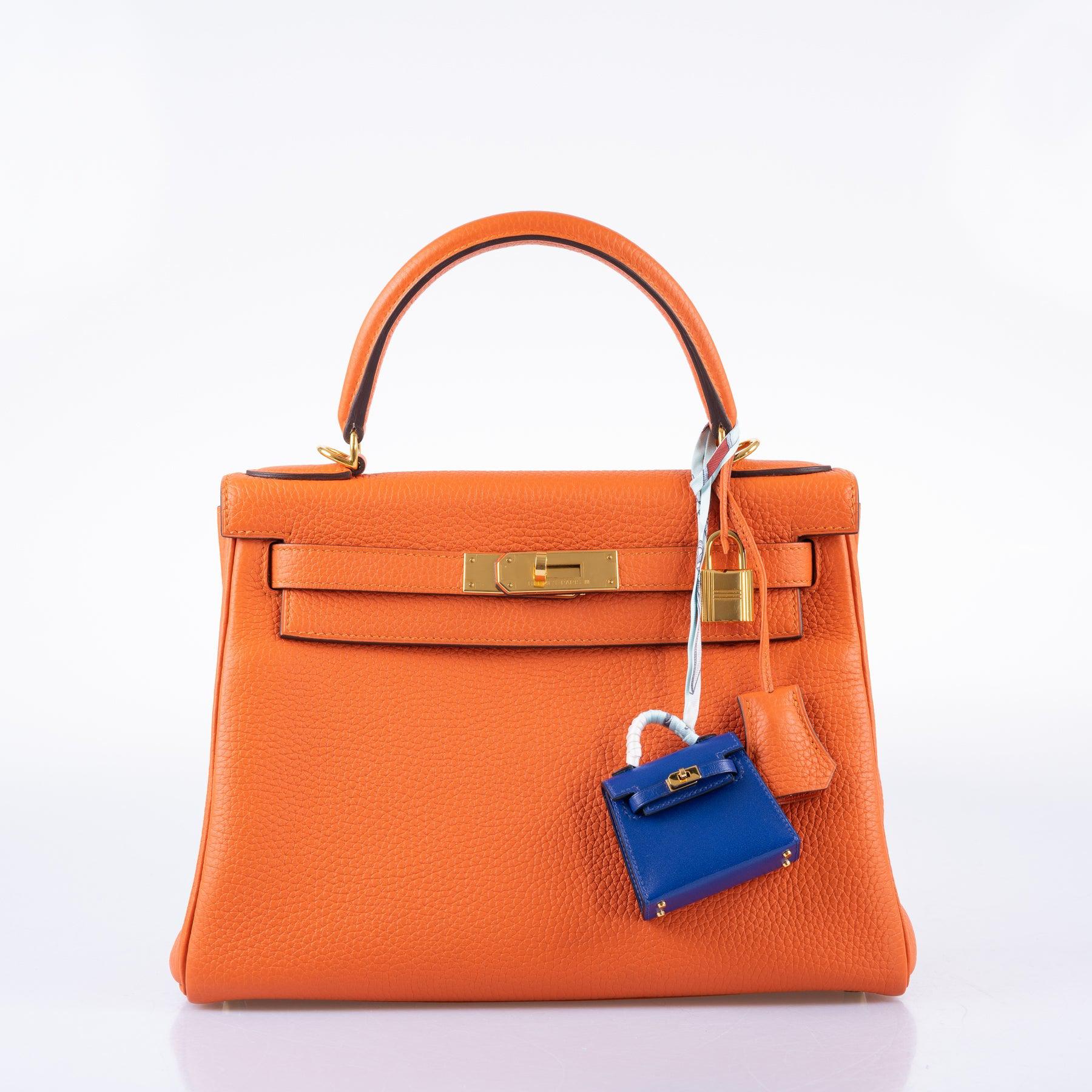 Hermès Kelly 28 Retourne Feu Orange Togo Gold Hardware