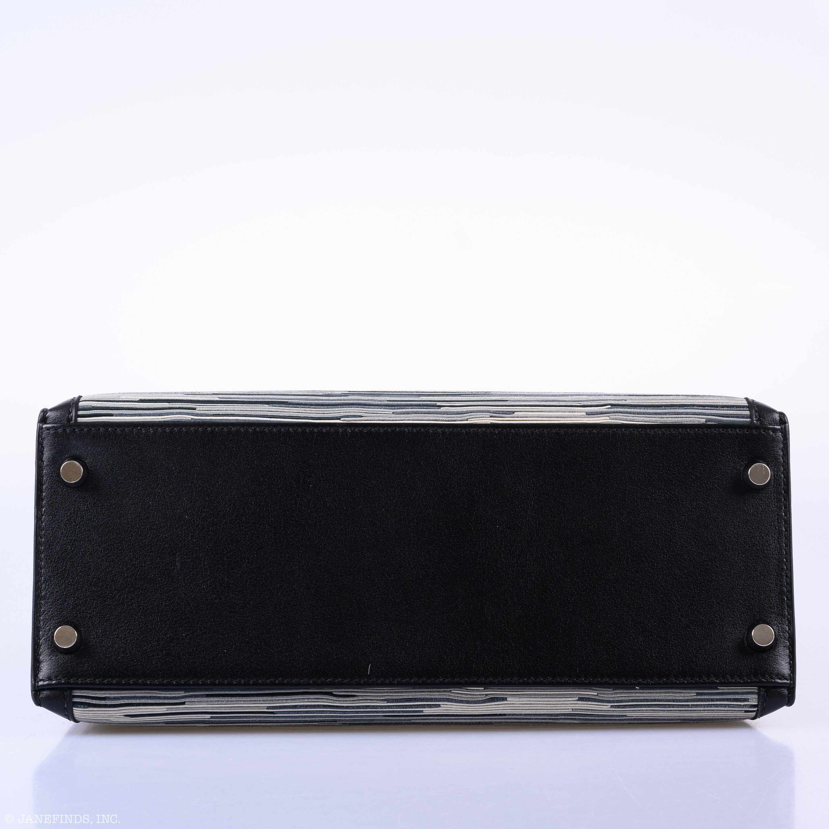 Hermès Kelly 28 Sellier Black Box & Vibrato Leather Palladium Hardware - 2000, D Square