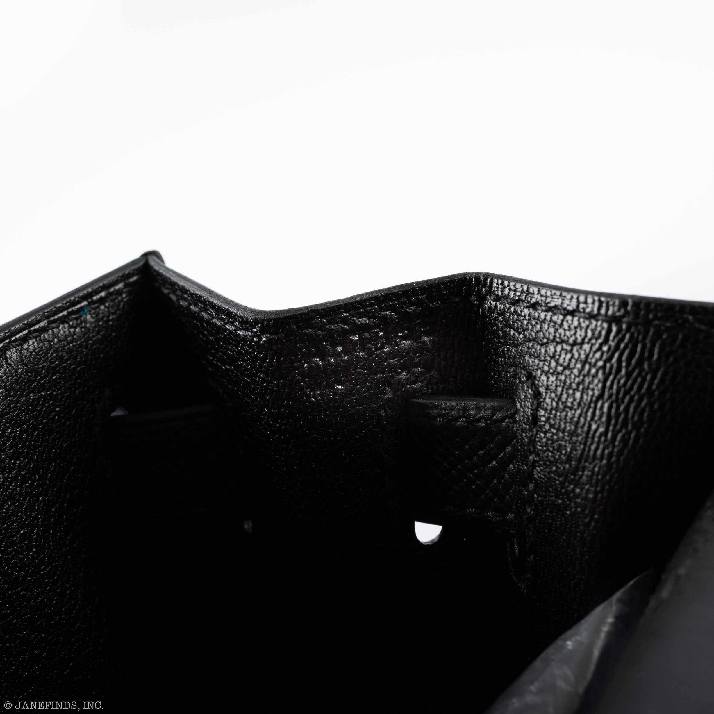 Hermès Kelly 28 Sellier Black Epsom Gold Hardware