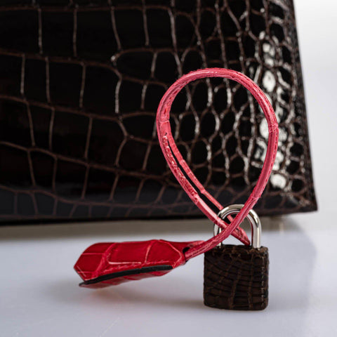 Hermès Kelly 28 Sellier Macassar, Ebene, Miel and Rose Extreme Alligator Palladium Hardware - 2021, Z