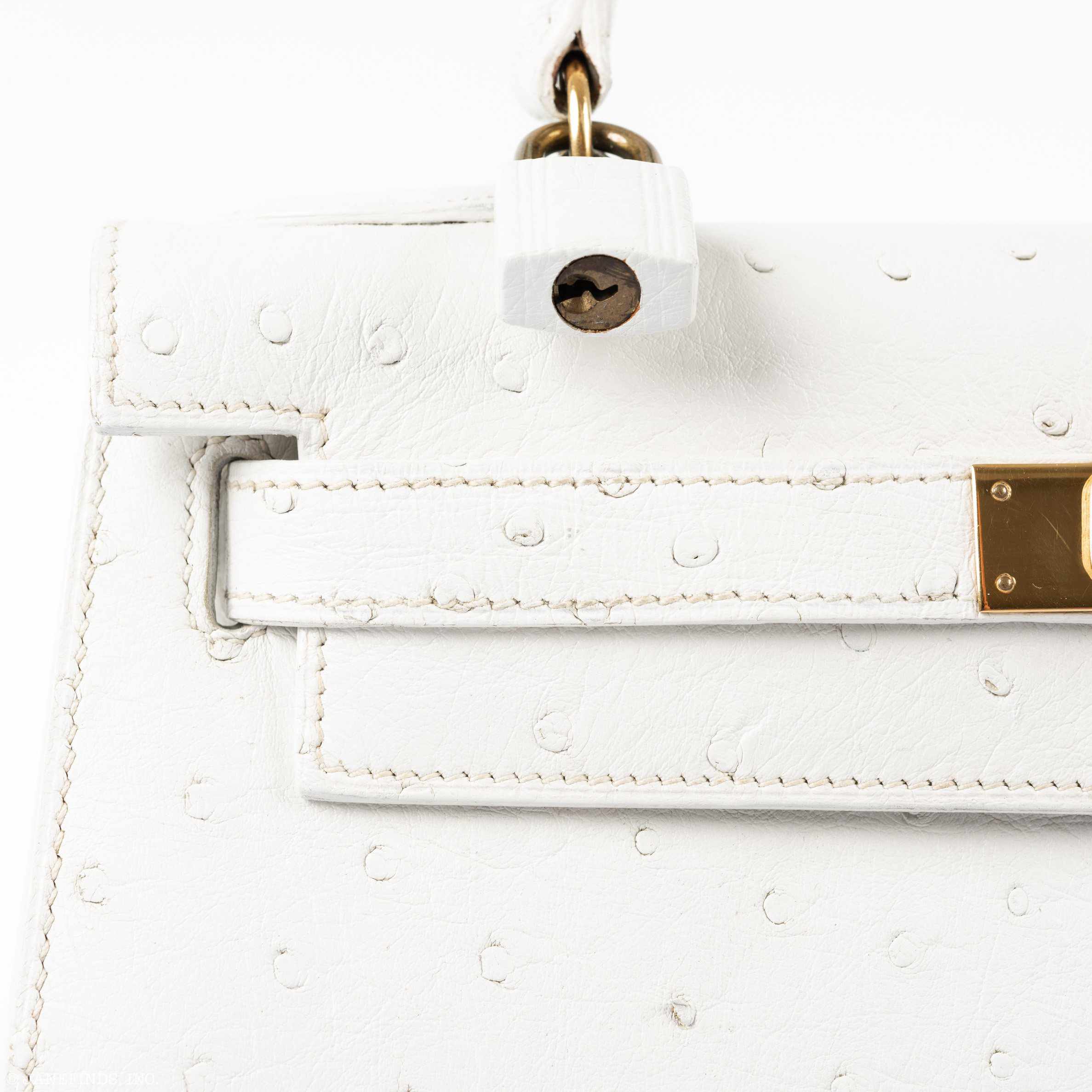 Hermès Kelly 28 Sellier White Ostrich Gold Hardware