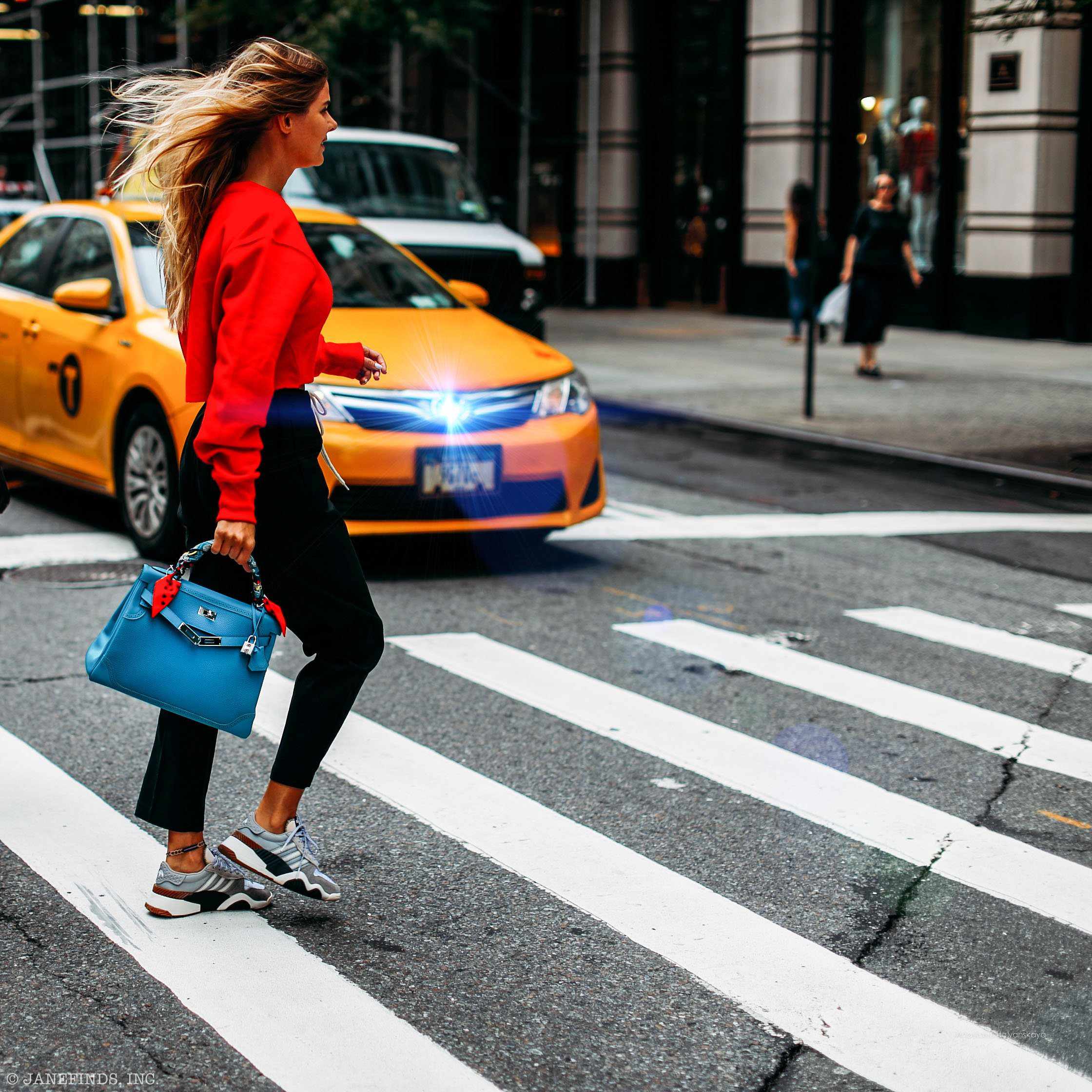 Hermès Kelly 32 Ghillies Turquoise Clemence & Swift Palladium Hardware