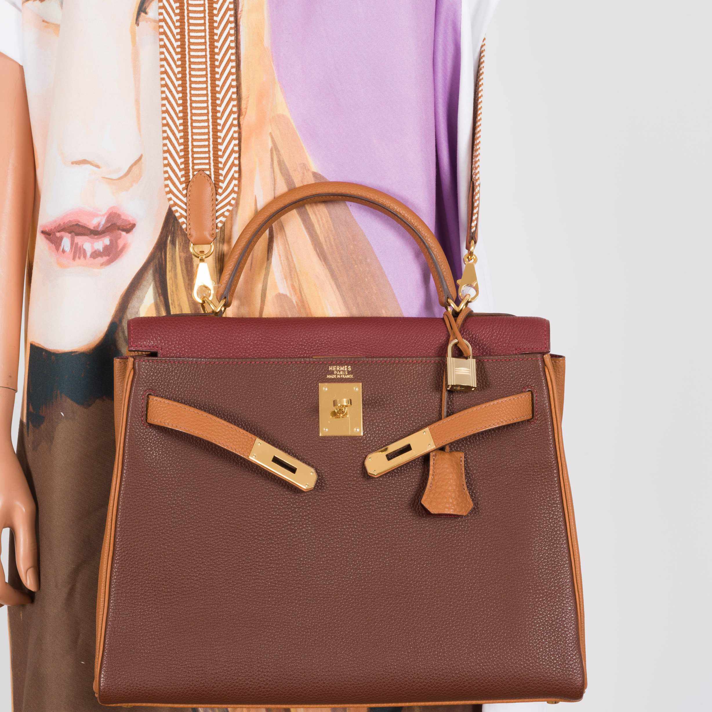 Hermès Kelly 32 Retourne Tri-Color Rouge H Havanne And Gold Togo Gold Hardware