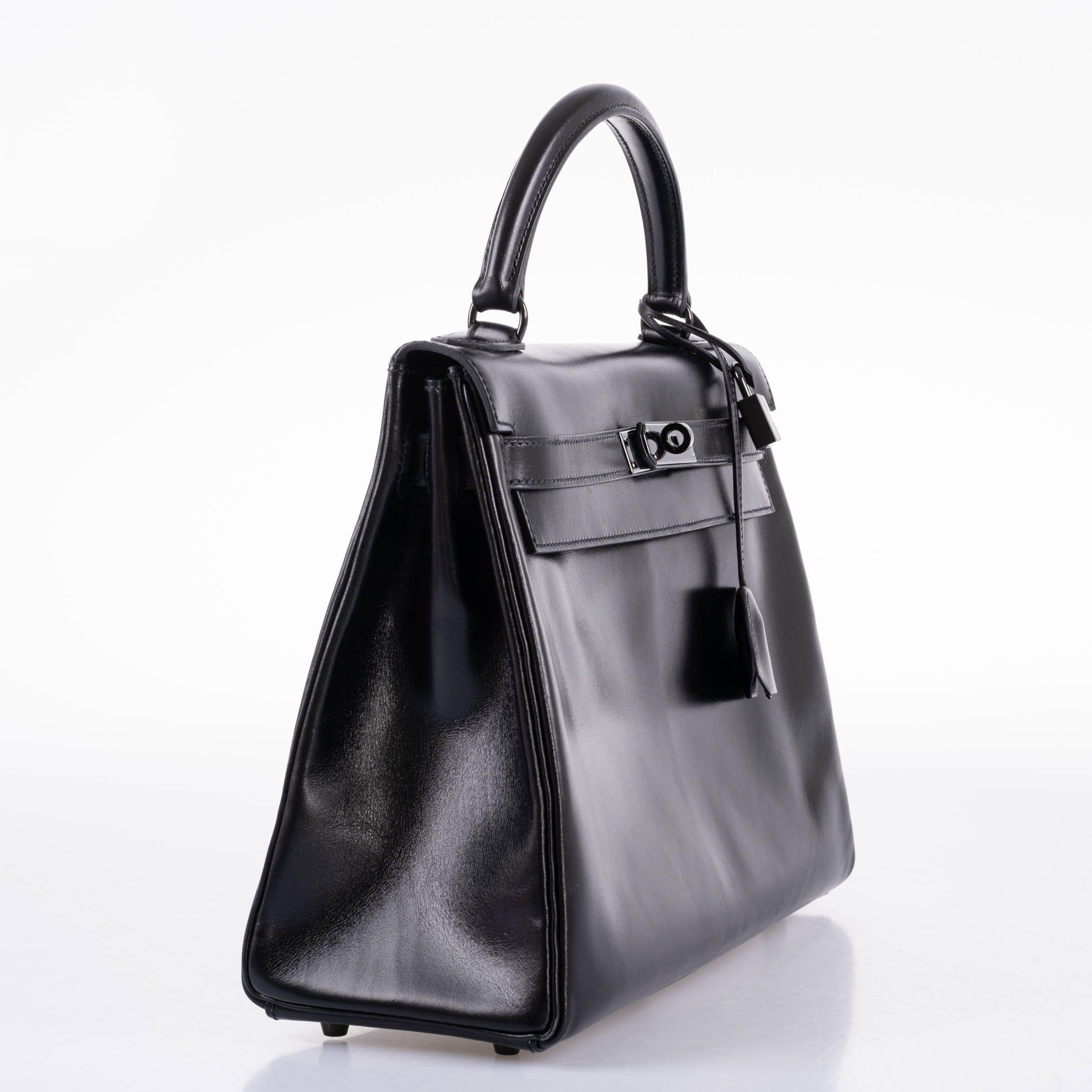 Hermès Kelly 32 SO BLACK Box leather Black PVD Hardware - 2010, N Square