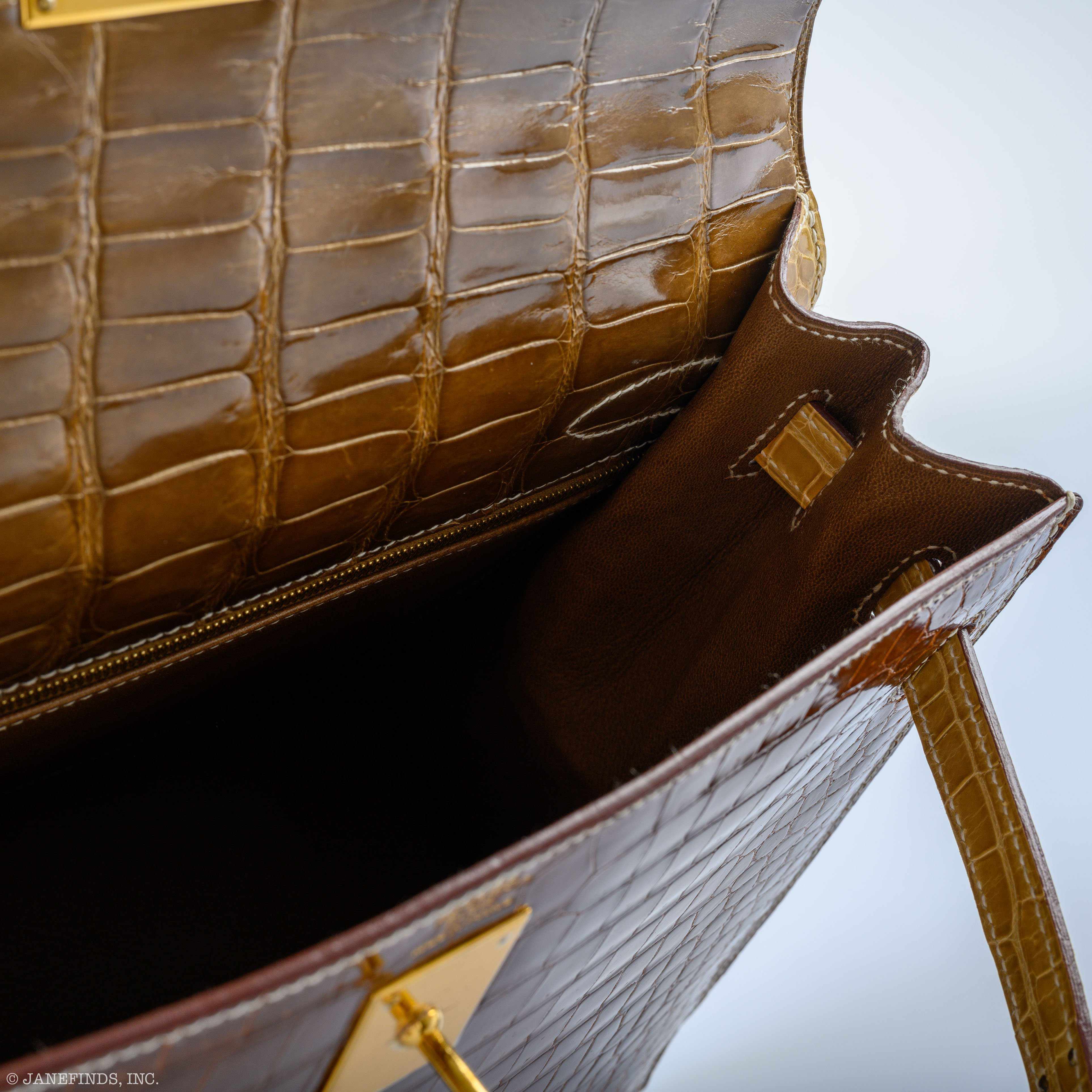 Hermès Kelly 32 Sellier Miel, Ficelle & Poussiere Porosus Crocodile Gold Hardware - 2007 Special Order