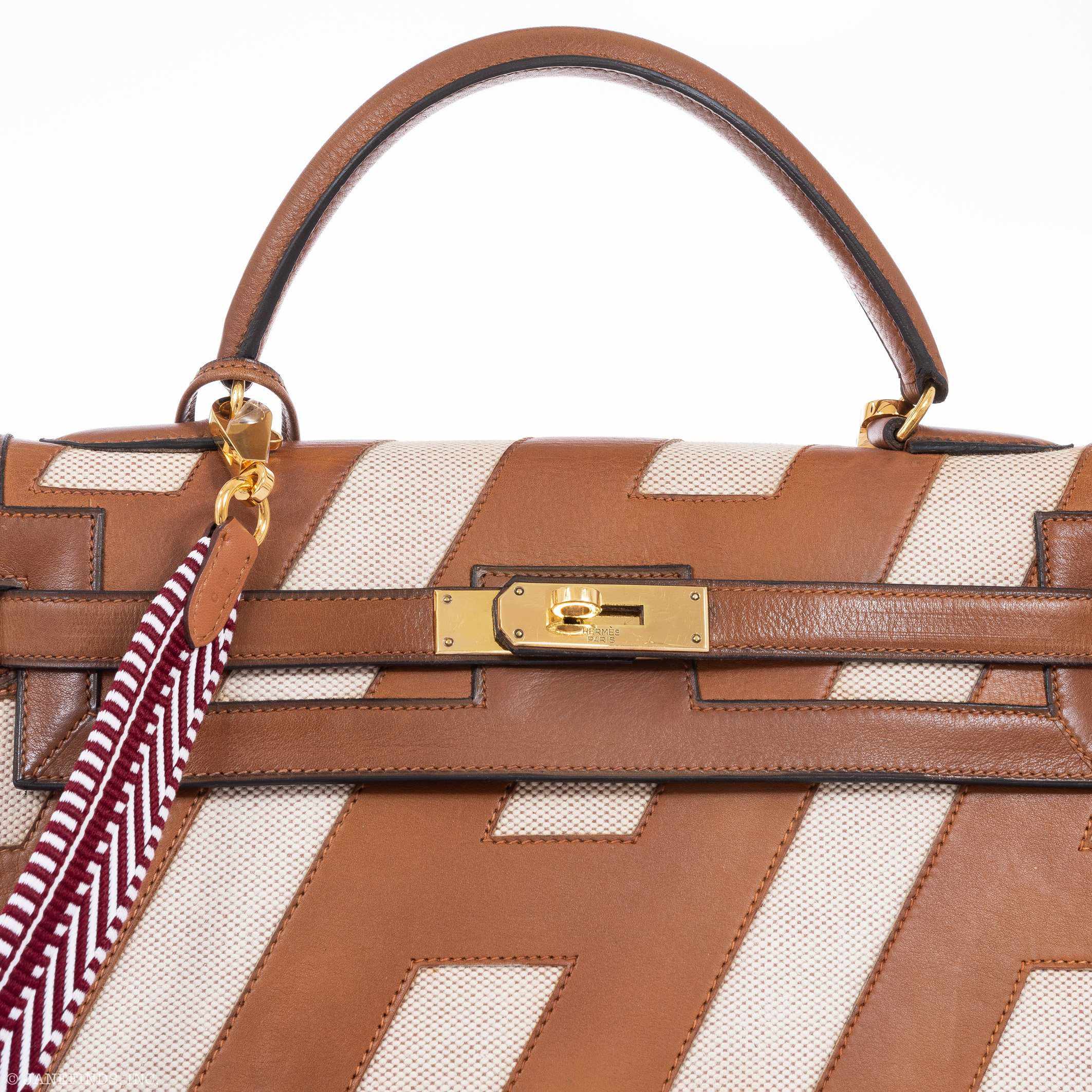 Hermès Kelly 32 Sellier "Ulysses" Gold Gulliver And Toile Gold Hardware