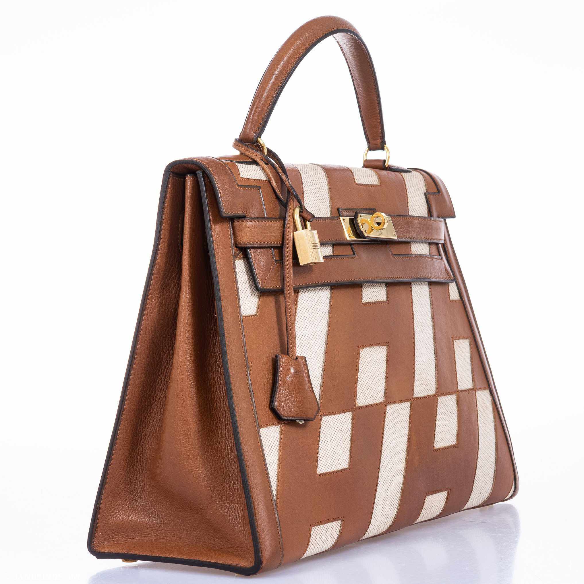 Hermès Kelly 32 Sellier "Ulysses" Gold Gulliver And Toile Gold Hardware