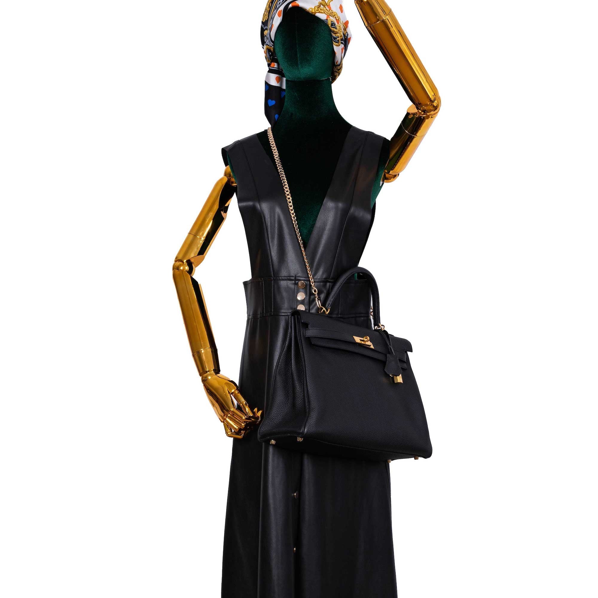 Hermès Kelly 35 Retourne Black Togo Gold Hardware