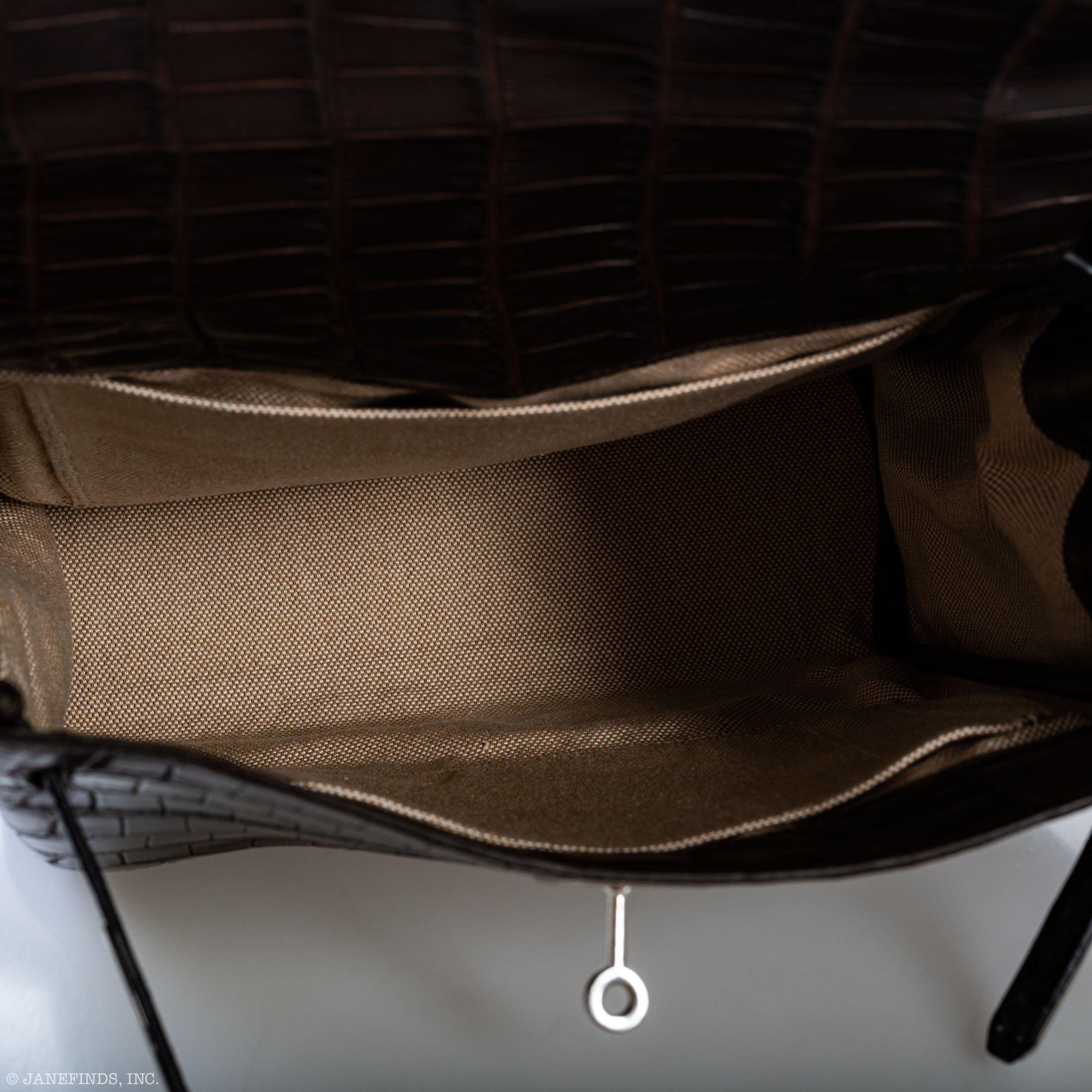 Hermès Kelly Ado 27 Matte Havane Nilo Crocodile with Palladium Hardware - 2001, E Square