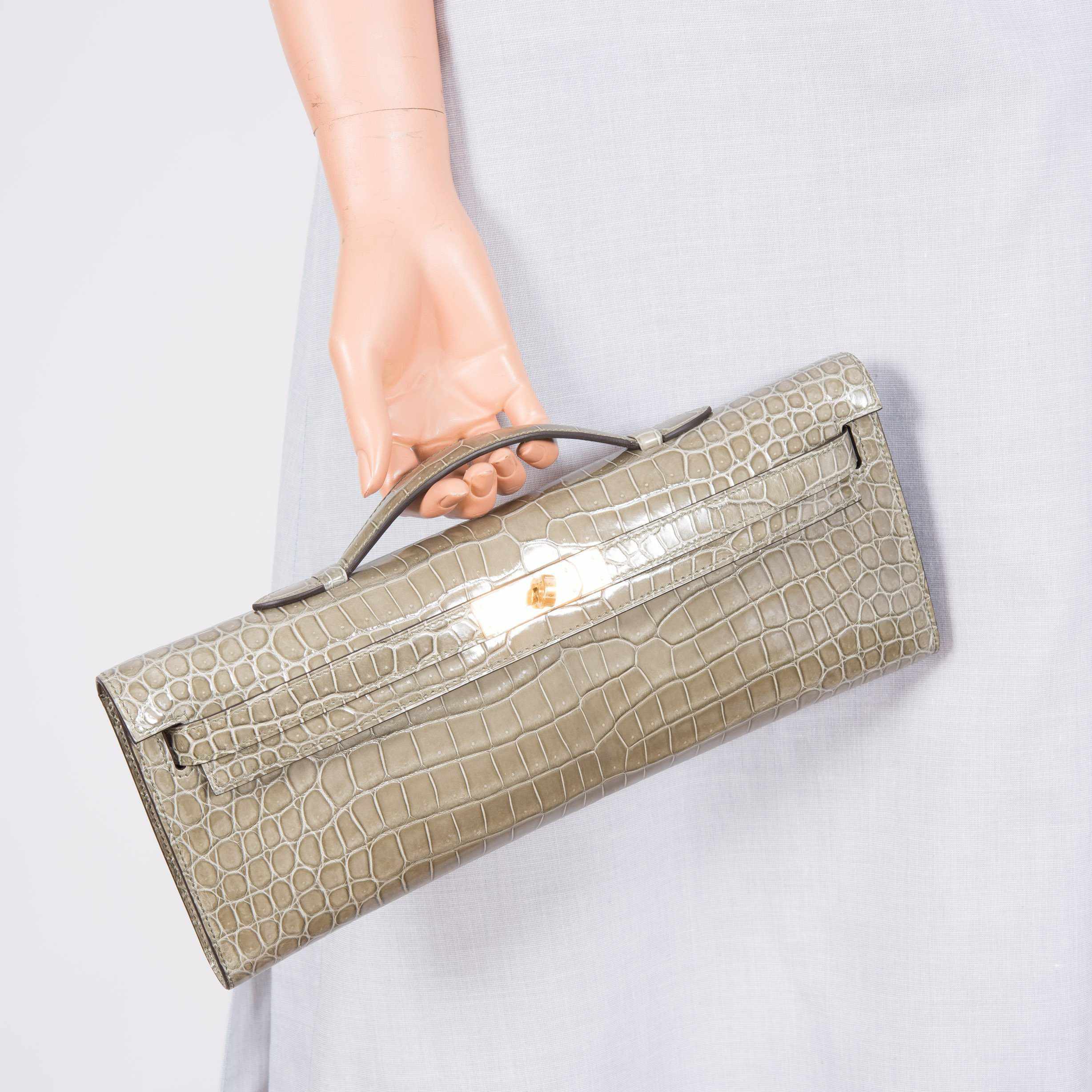 Hermès Kelly Cut Gris Tourterelle Porosus Crocodile Gold Hardware