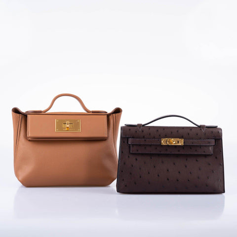 Hermès Kelly Pochette Rouge Sellier Ostrich with Gold Hardware - 2021, Z