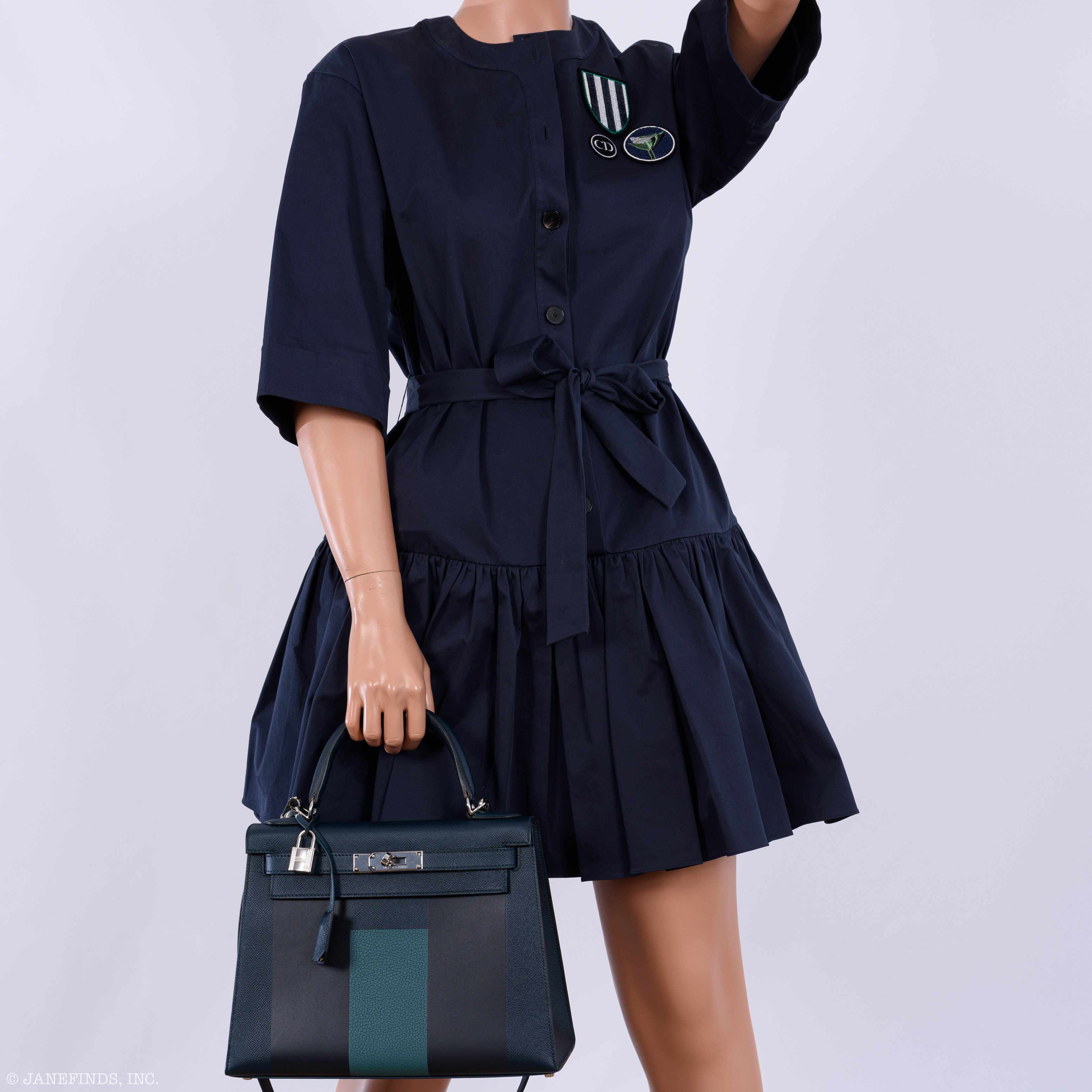 Hermès Kellygraphie 28 Sellier ‘H’ Lettre Vert Cypres Epsom, Blue Obscur Sombrero & Malachite Clemence Kelly Palladium Hardware - 2019, D