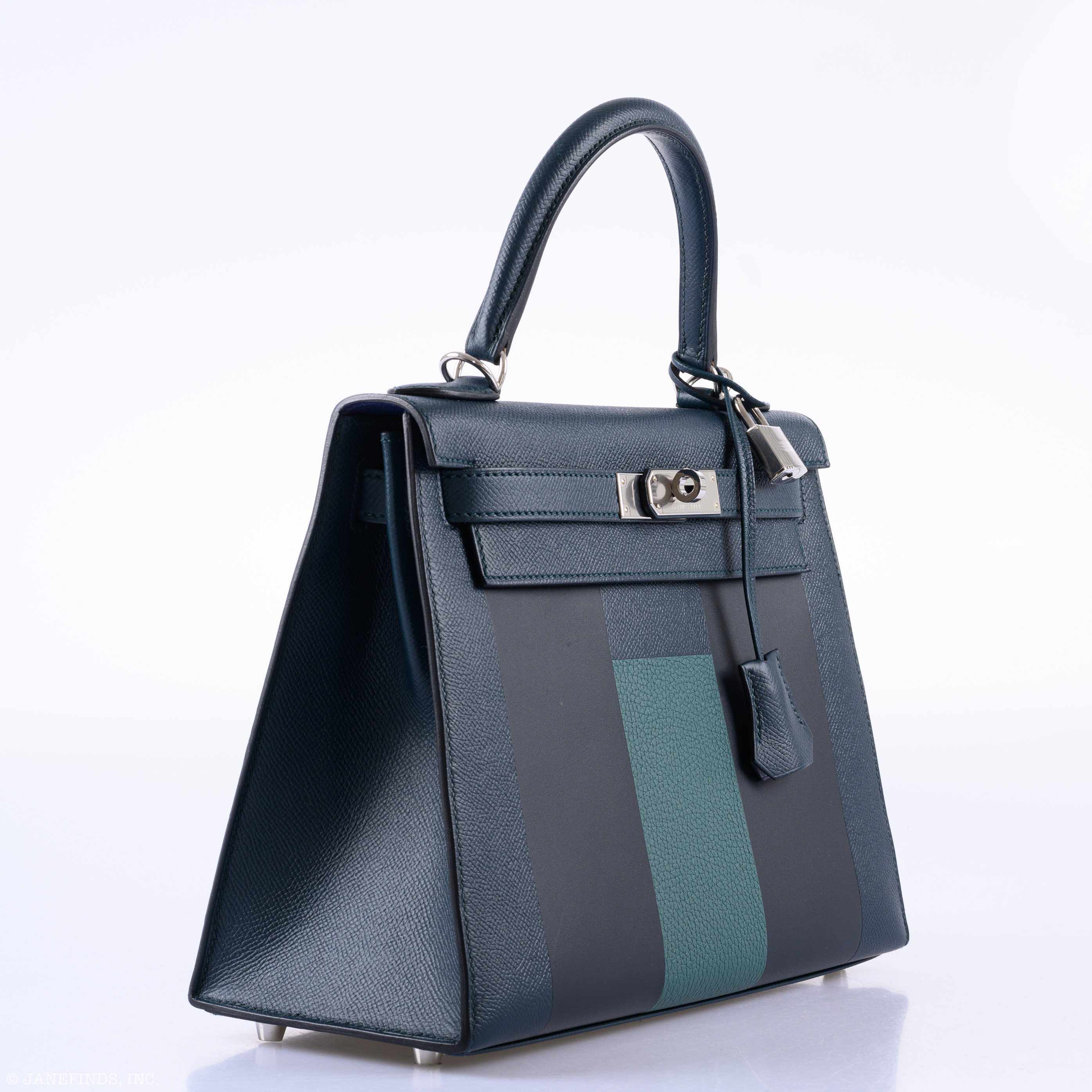Hermès Kellygraphie 28 Sellier ‘H’ Lettre Vert Cypres Epsom, Blue Obscur Sombrero & Malachite Clemence Kelly Palladium Hardware - 2019, D