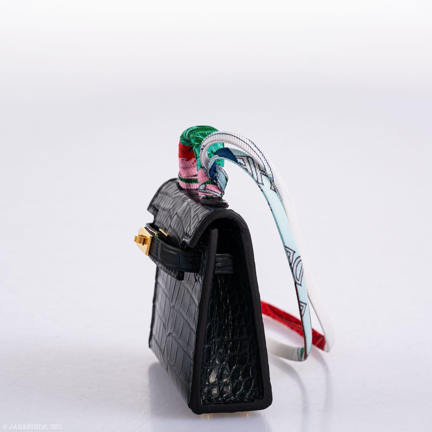 Hermès Micro Kelly Twilly Charm Vert Cyprès Matte Croc Gold Hardware - 2020, Y